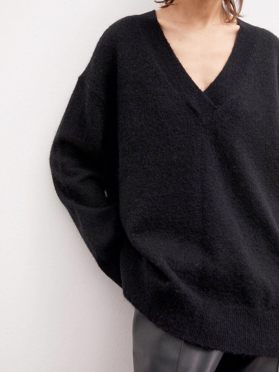 Bisana knit sweater Bisana knit sweater