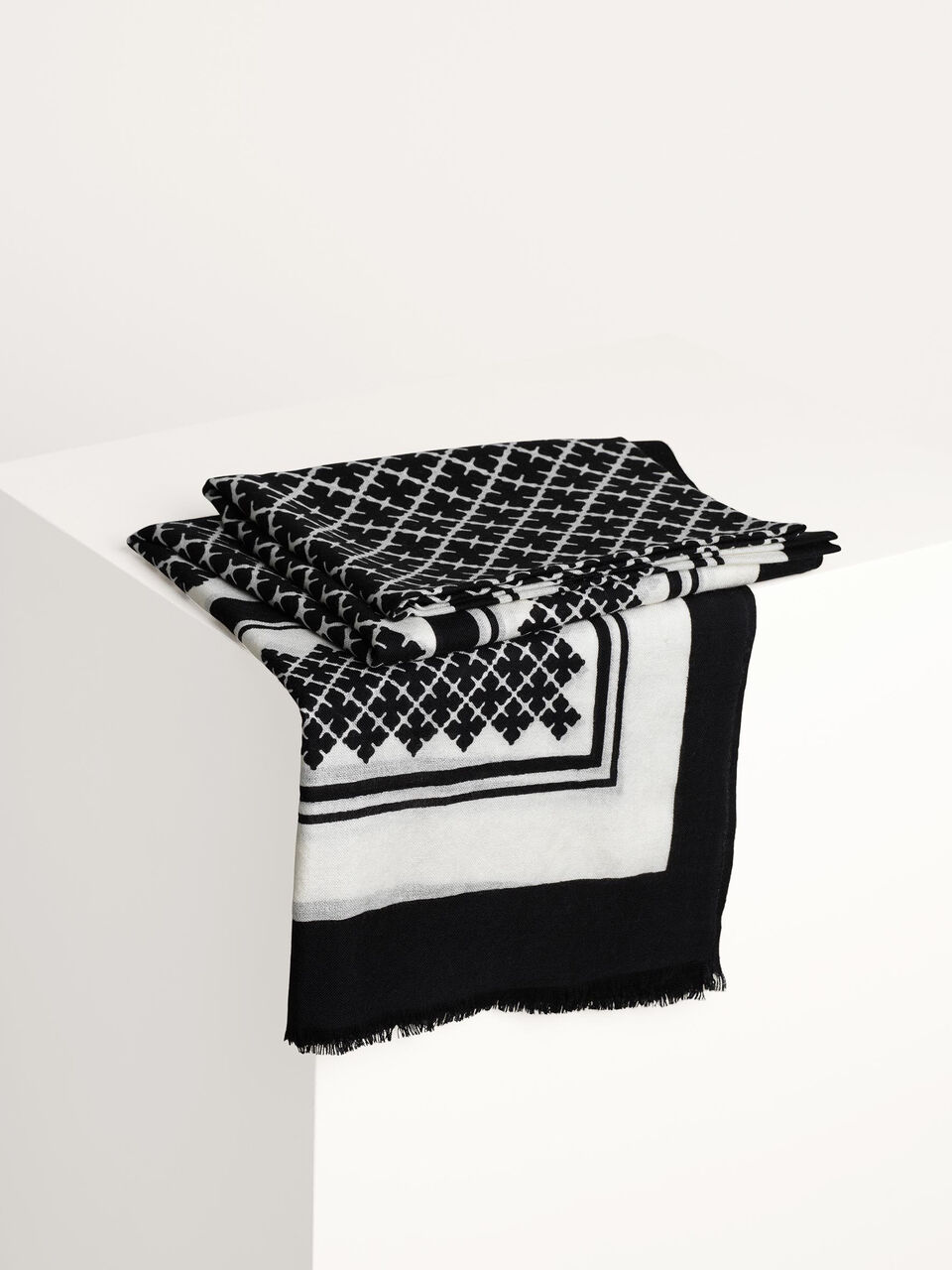 Julee scarf Julee scarf