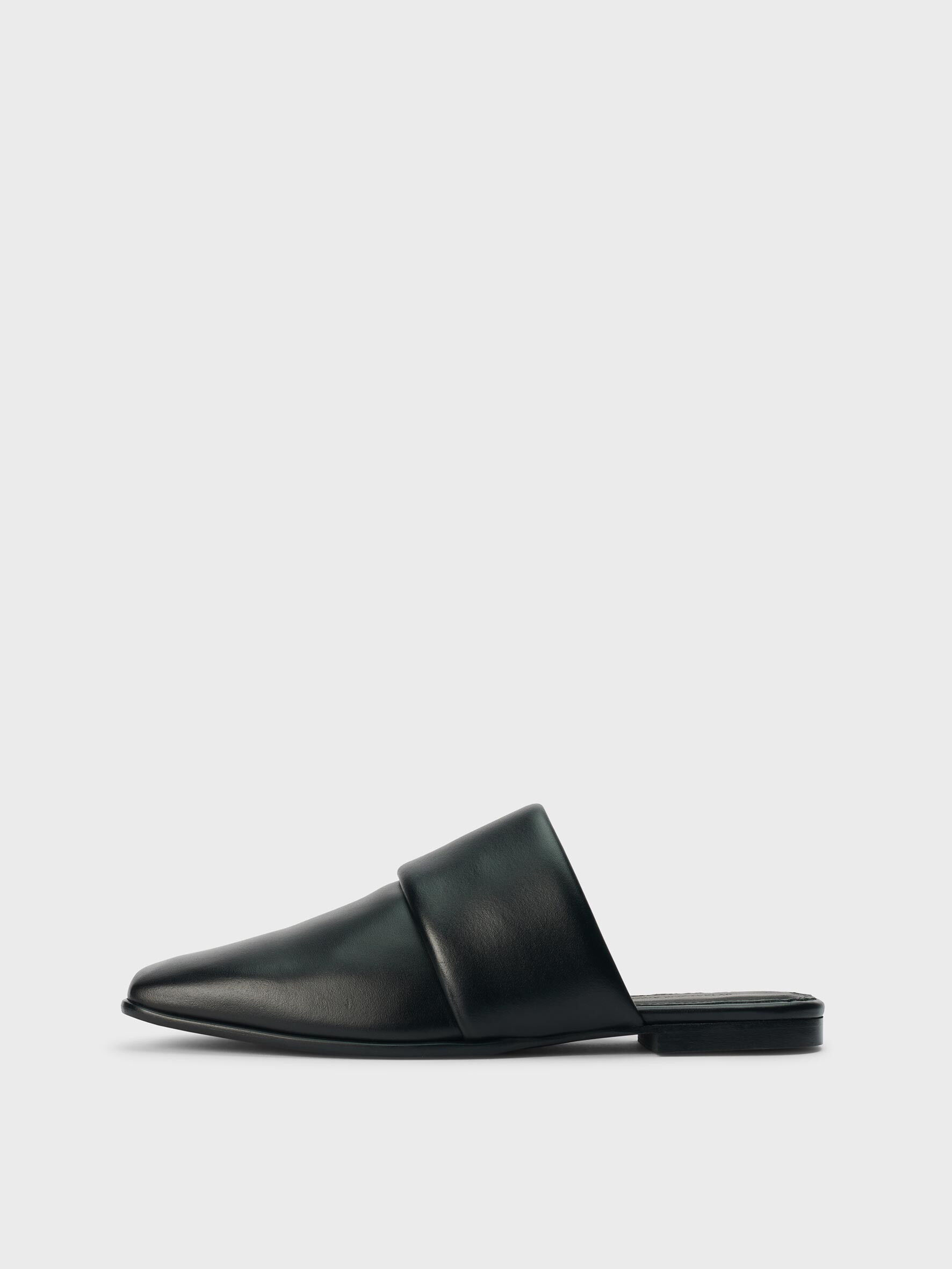 white leather slippers