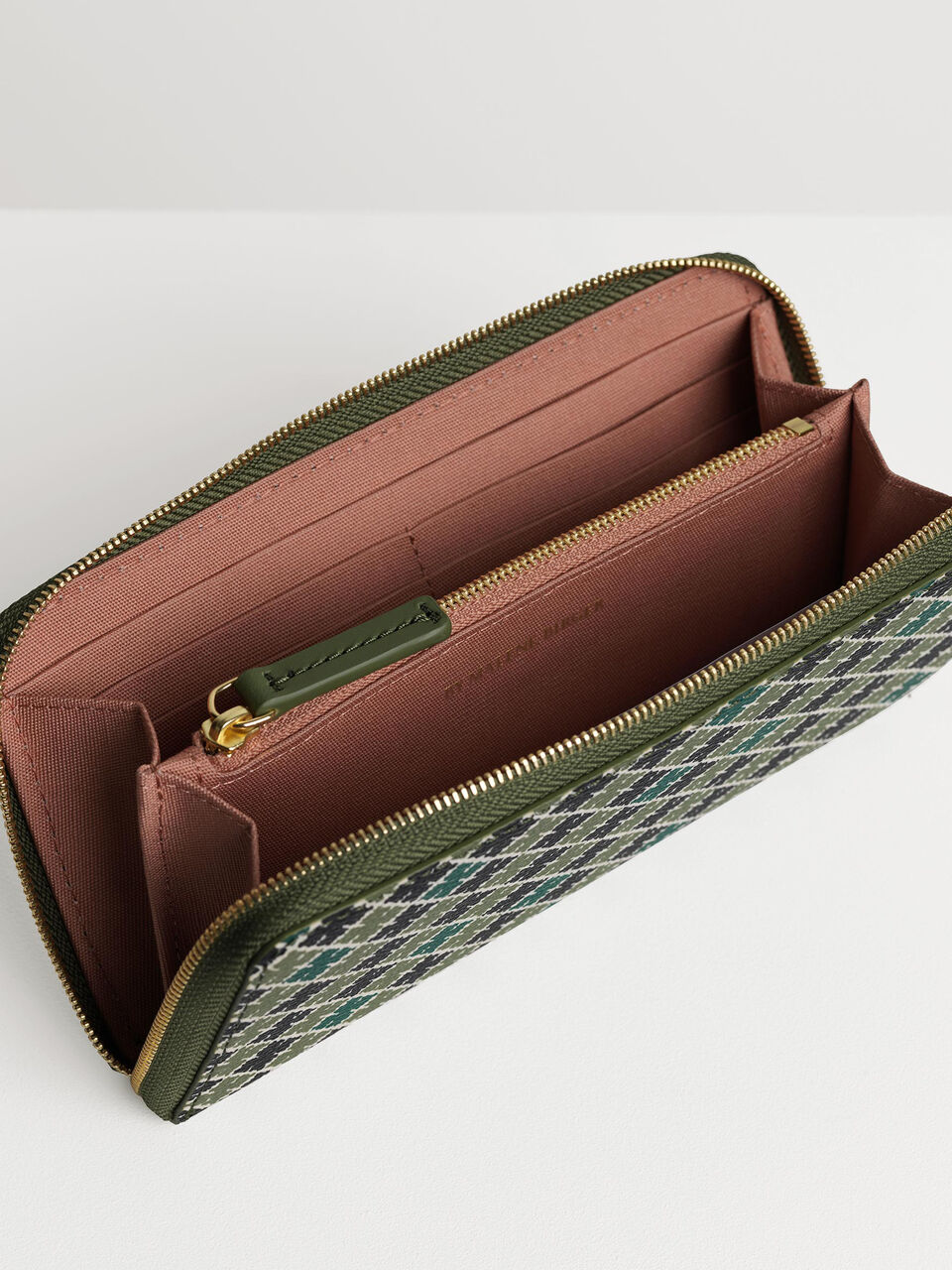 Elia continental purse Elia continental purse