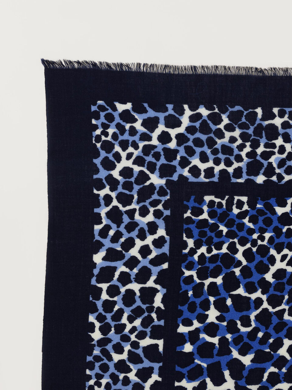 Loella scarf Loella scarf