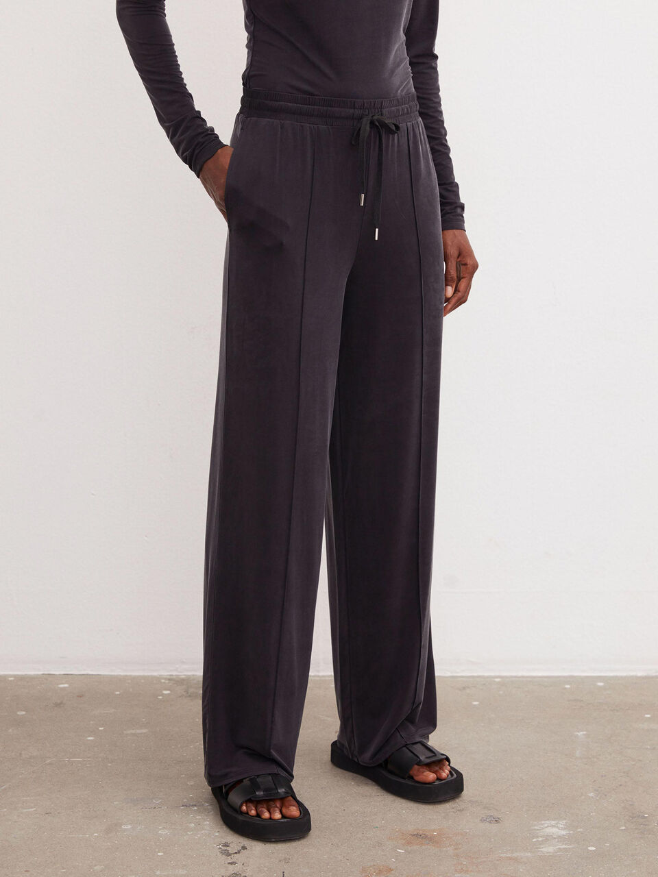 Elpidia trousers Elpidia trousers