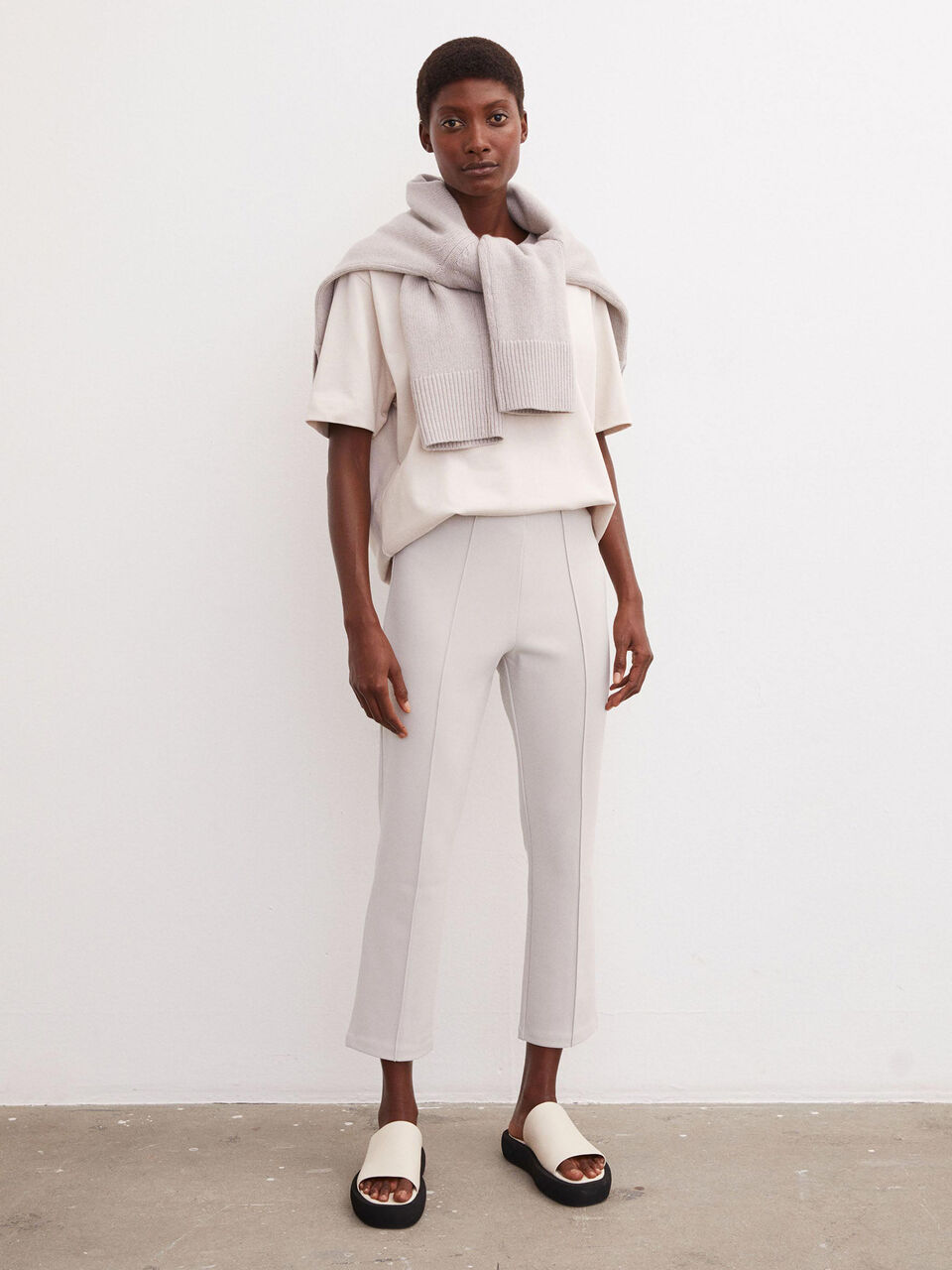 Viggie cropped sweatpants Viggie cropped sweatpants