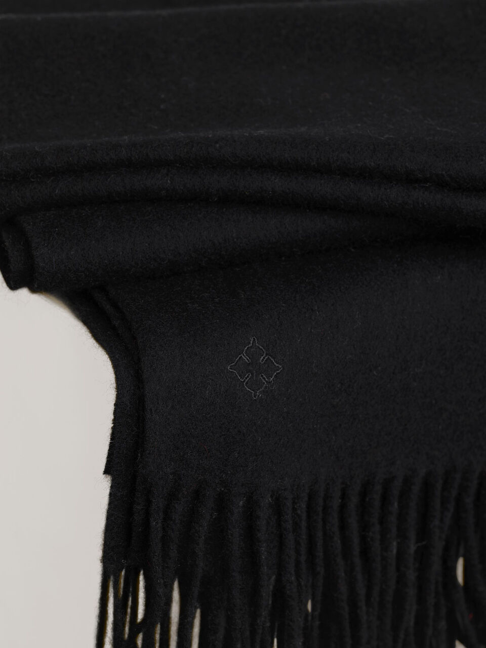 Ementary scarf Ementary scarf
