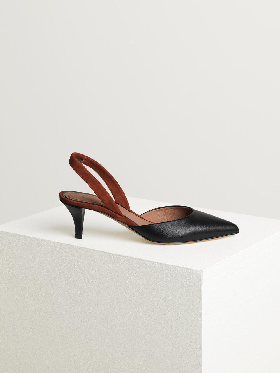 Slingbacks i læder Slingbacks i læder
