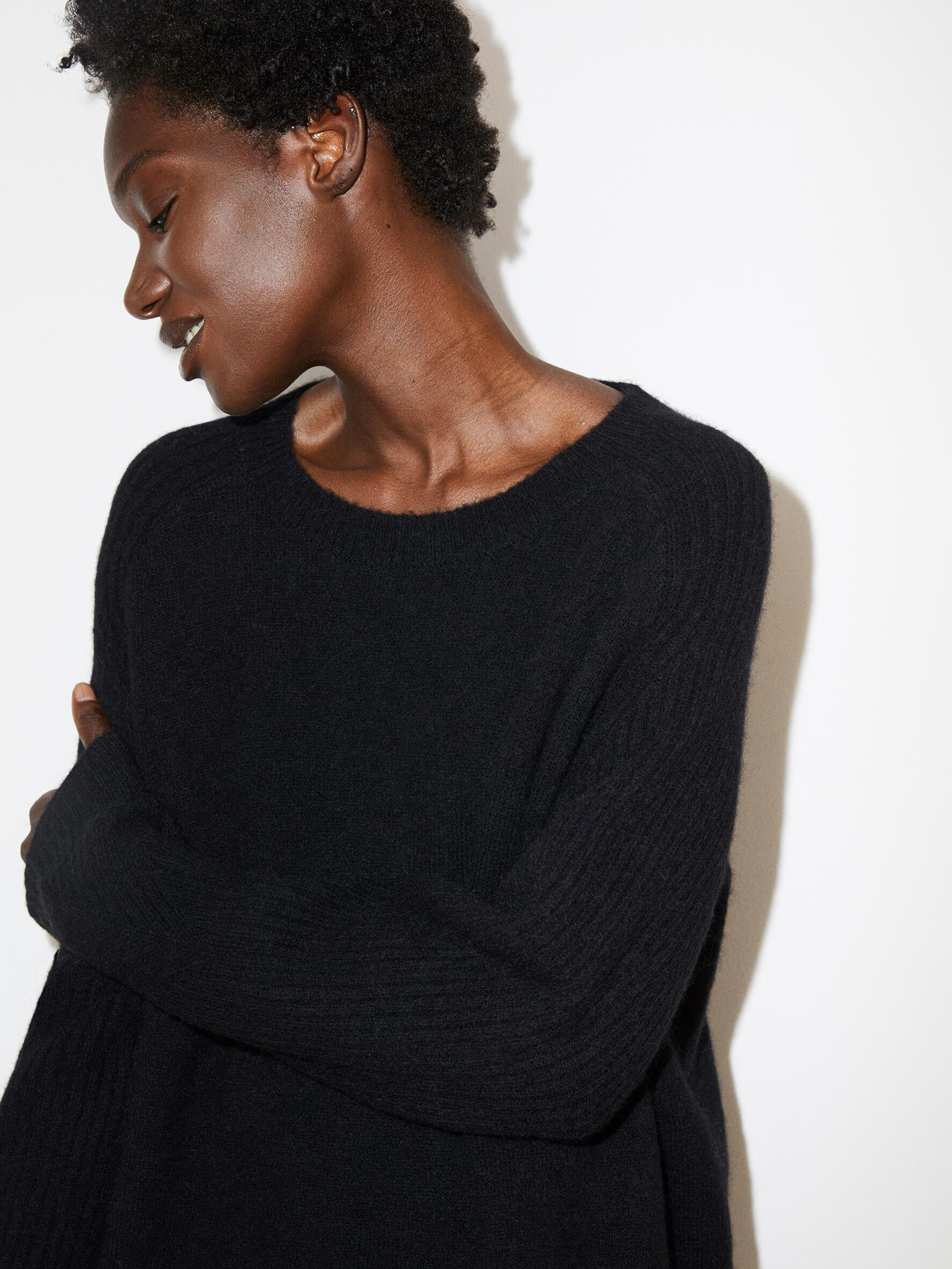 Ana sweater shop
