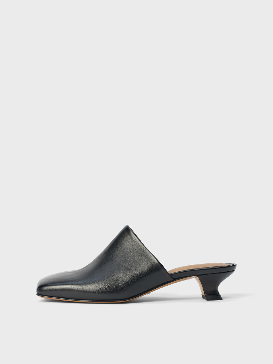 Pienne leather mules Pienne leather mules