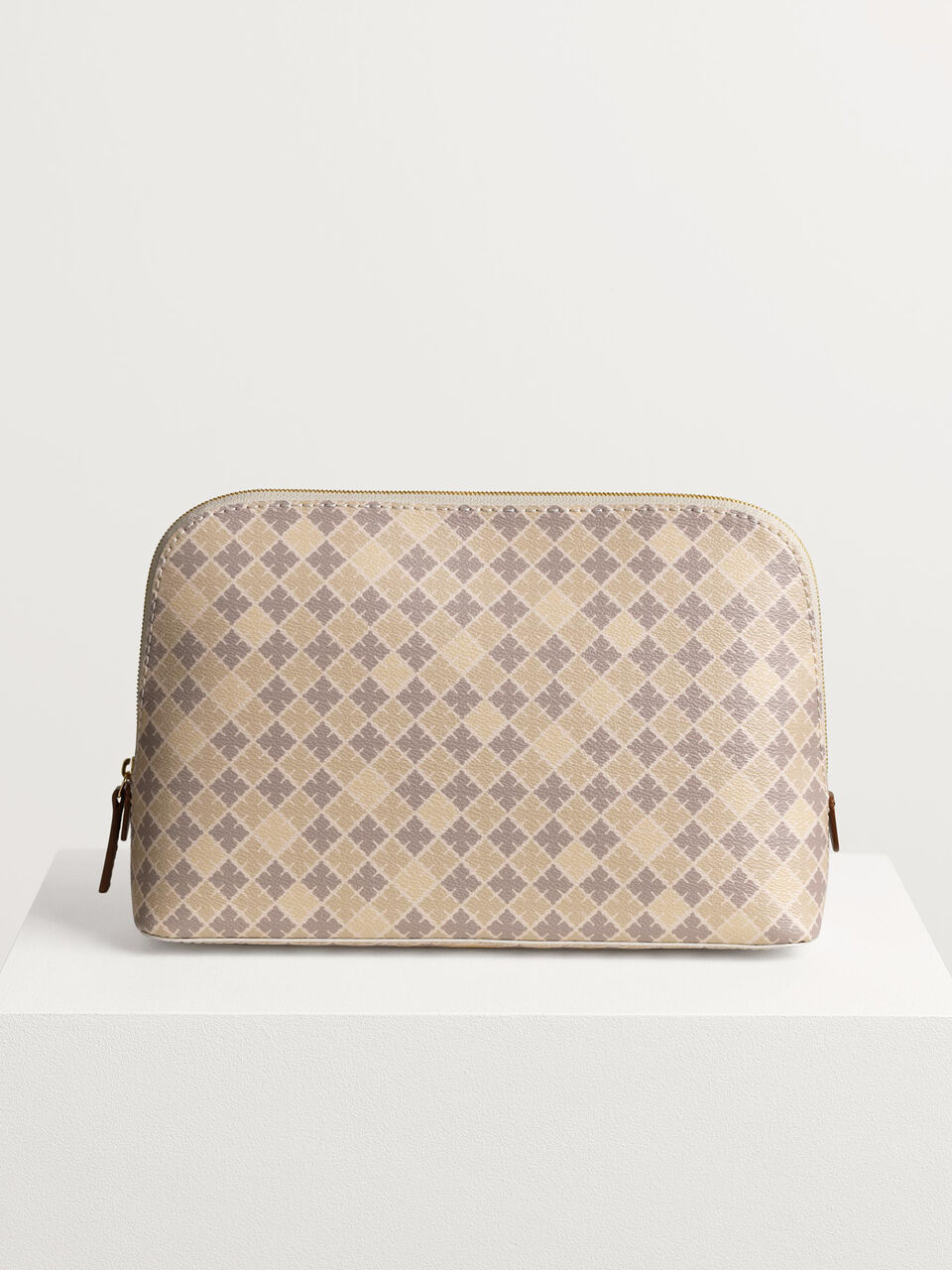 Bae medium cosmetics case Bae medium cosmetics case