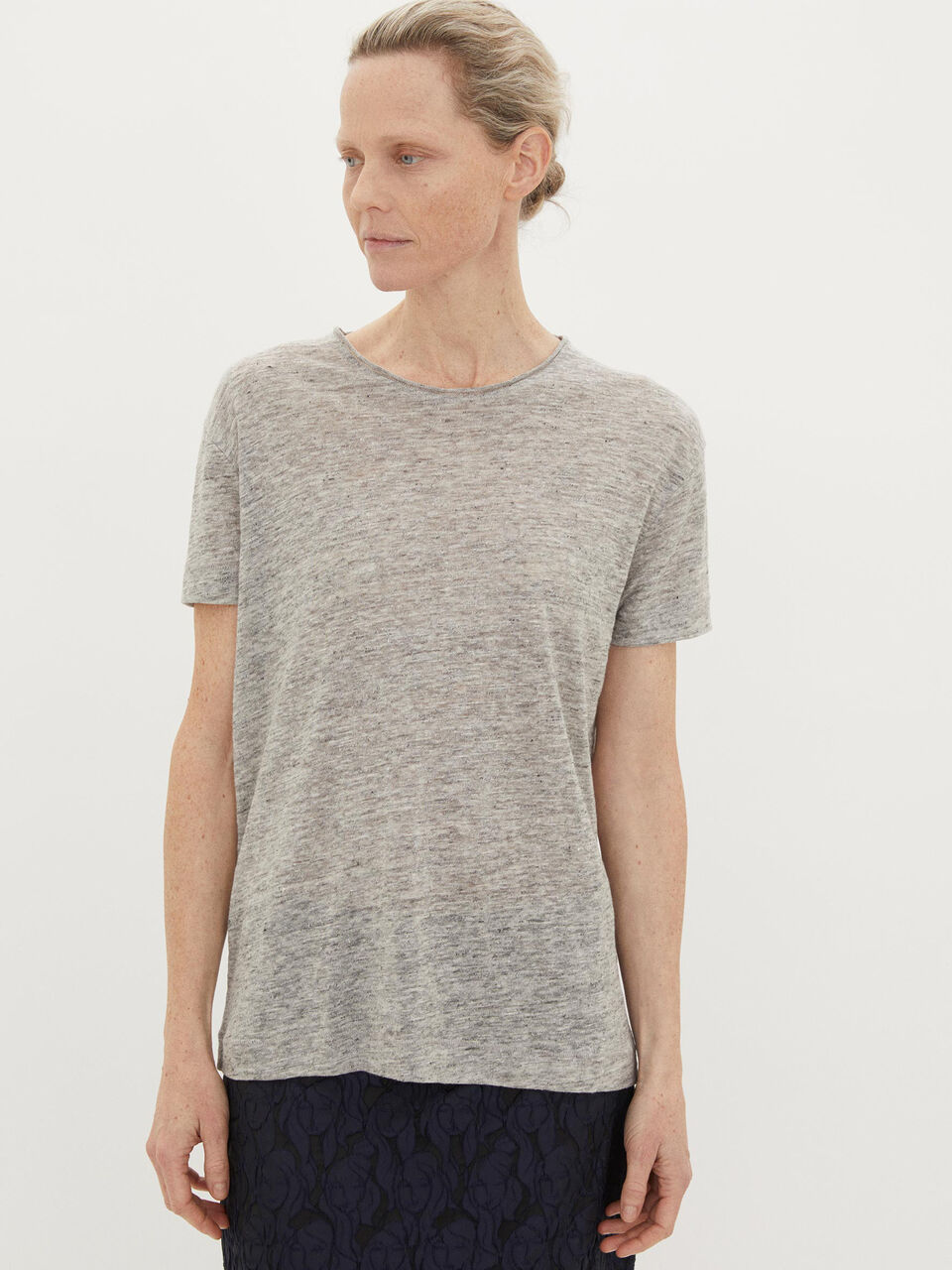 T-shirt af hør T-shirt af hør
