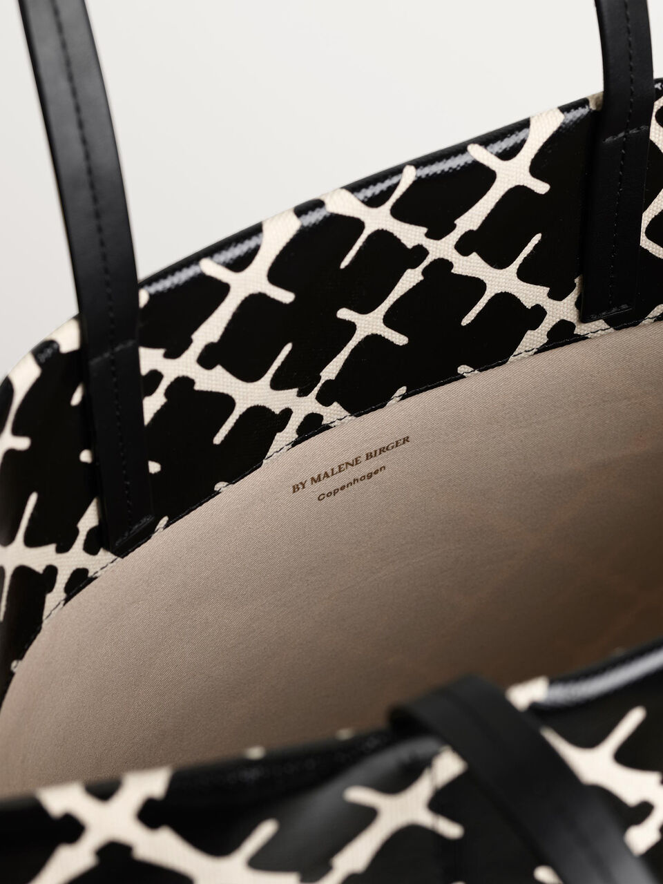 Agnes tote bag Agnes tote bag