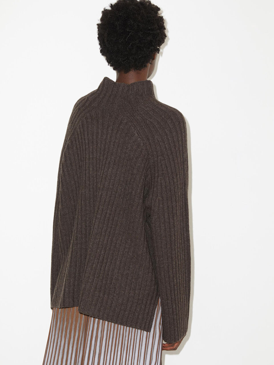 Peach sweater Peach sweater