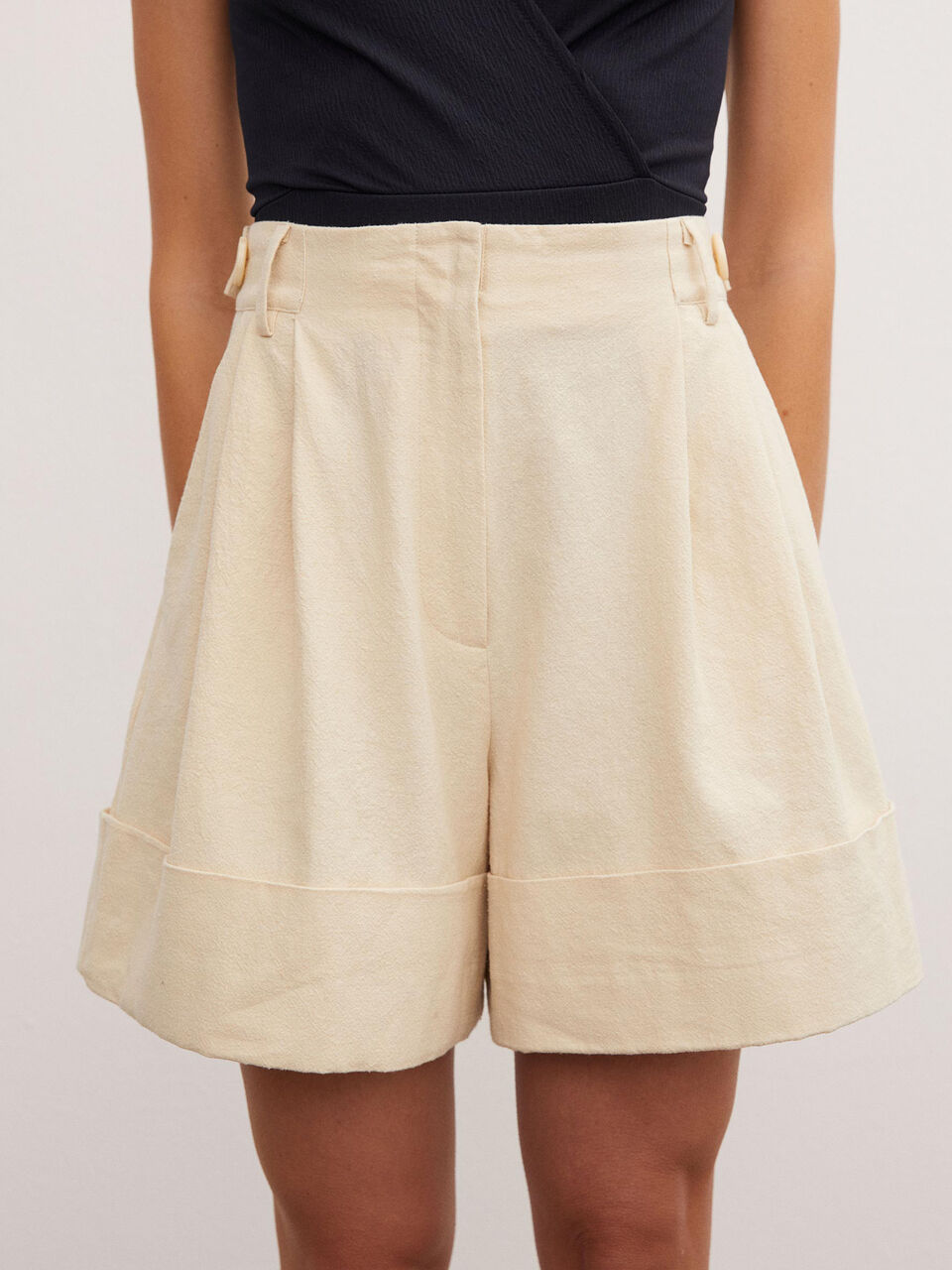 Short en coton et lin Damapana Short en coton et lin Damapana