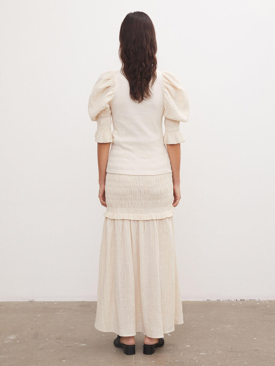 Decondon puff-sleeved top Decondon puff-sleeved top