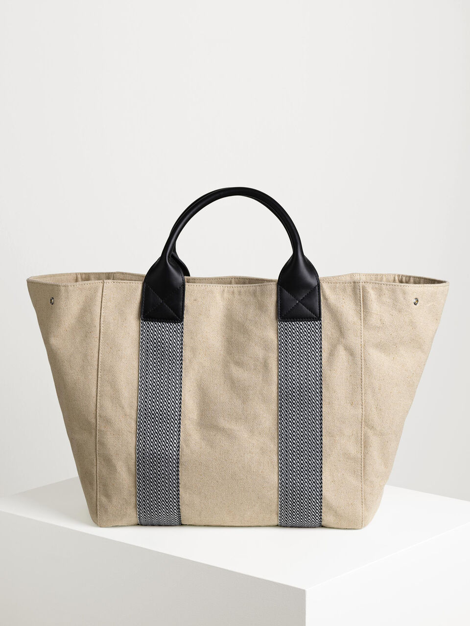 Donya tote bag Donya tote bag