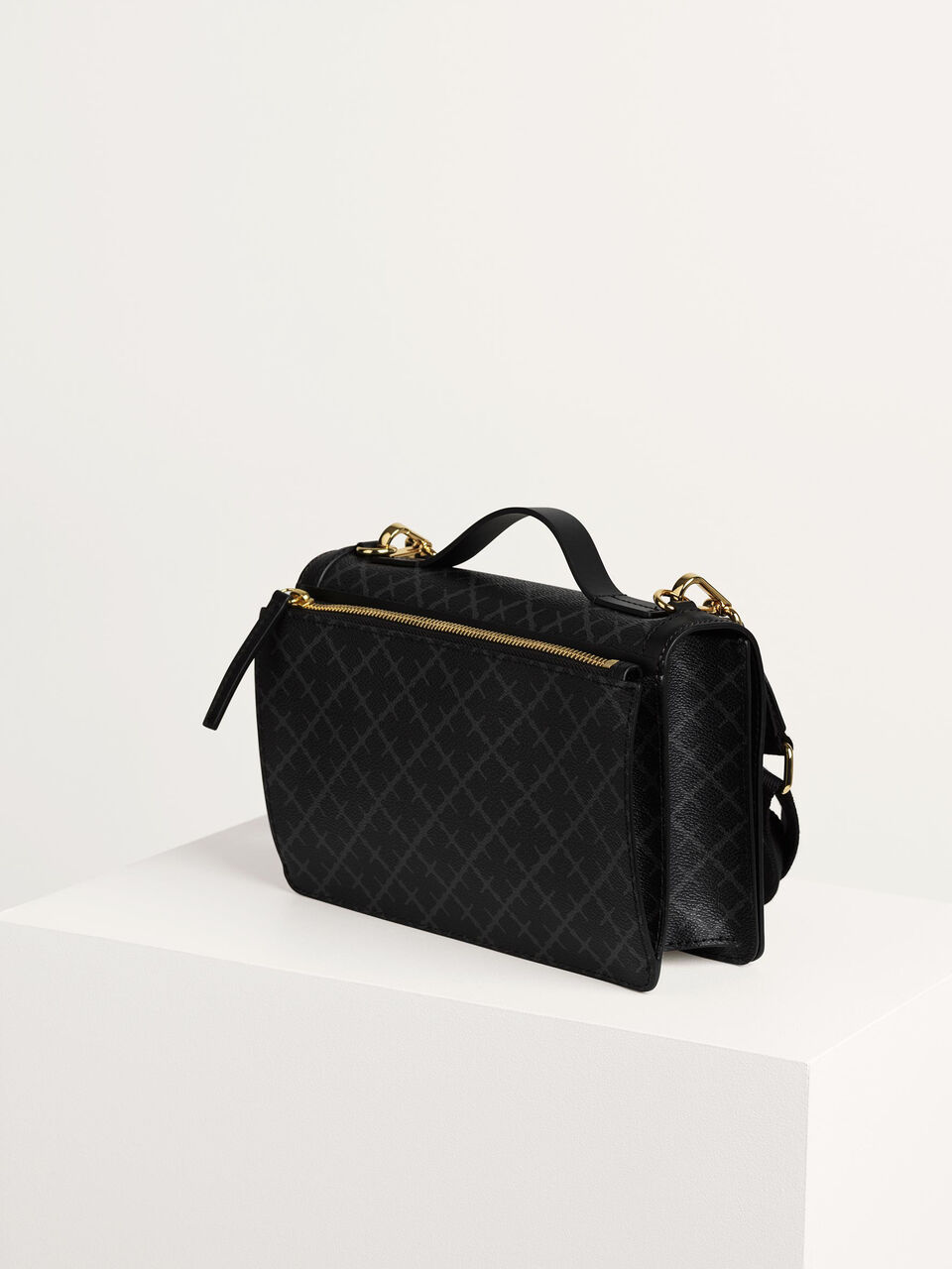 Loenna shoulder bag Loenna shoulder bag