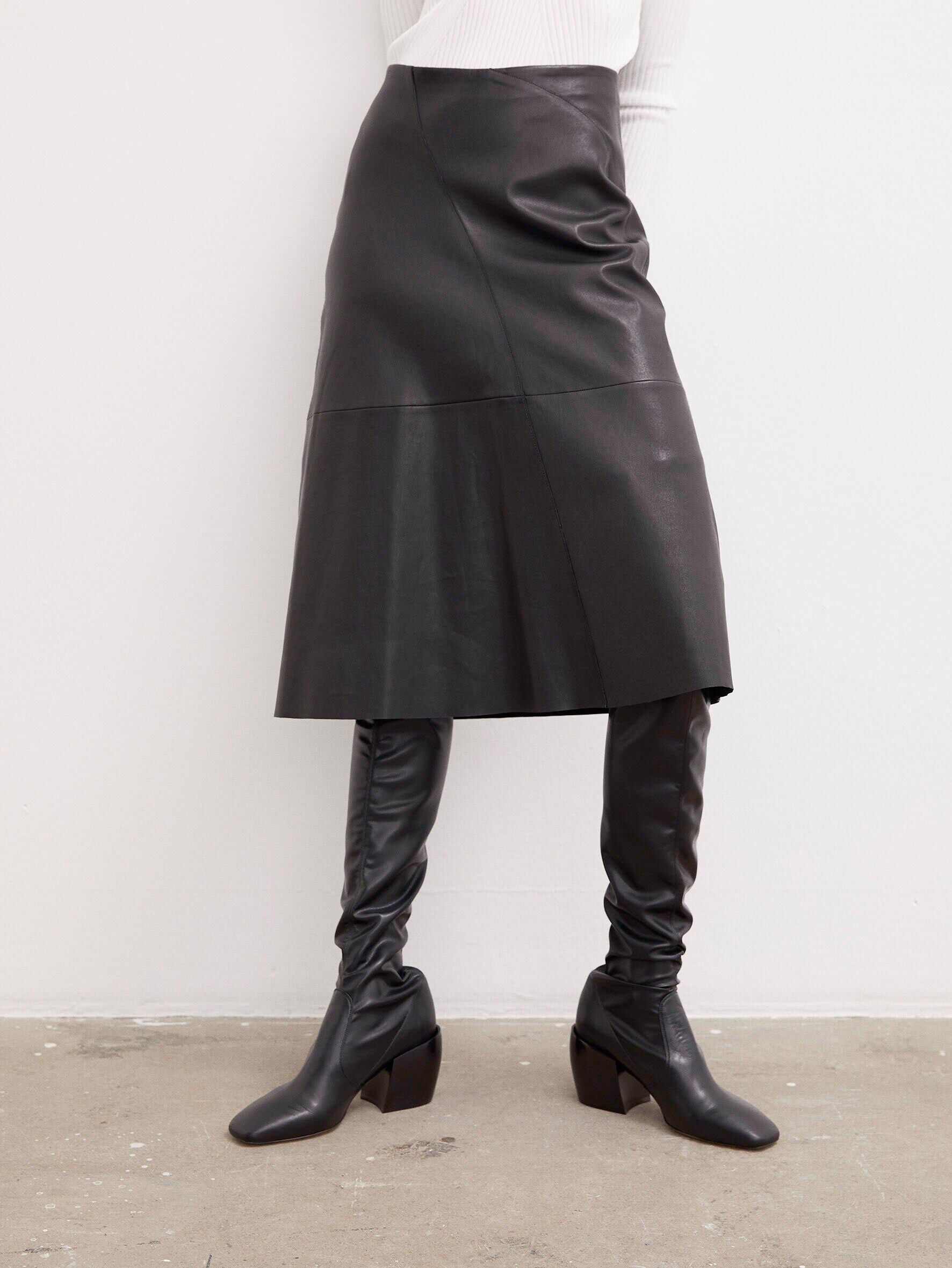Chavelly leather skirt Köp Clothing online Chavelly leather skirt Köp Clothing online