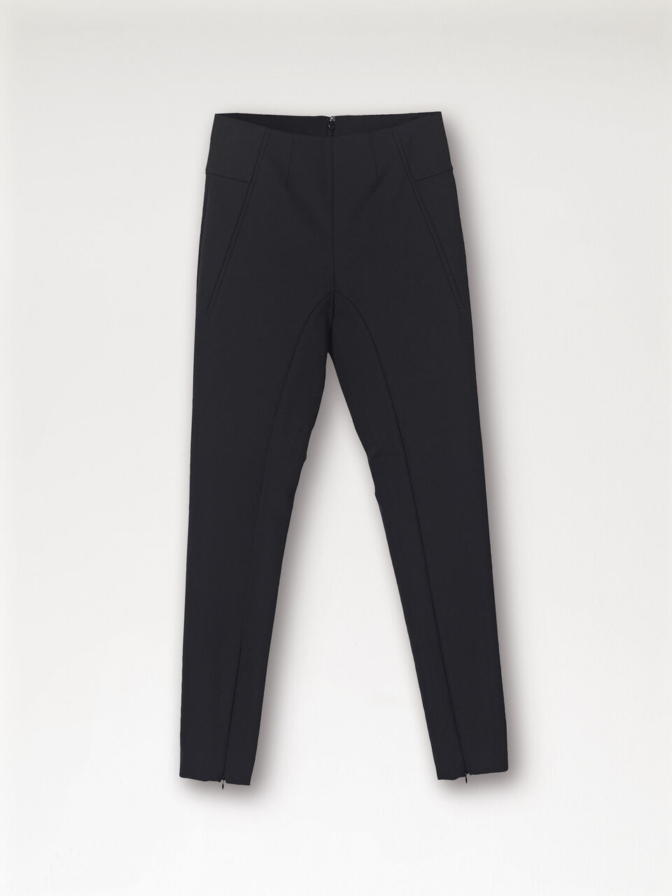 Adanis trousers Adanis trousers