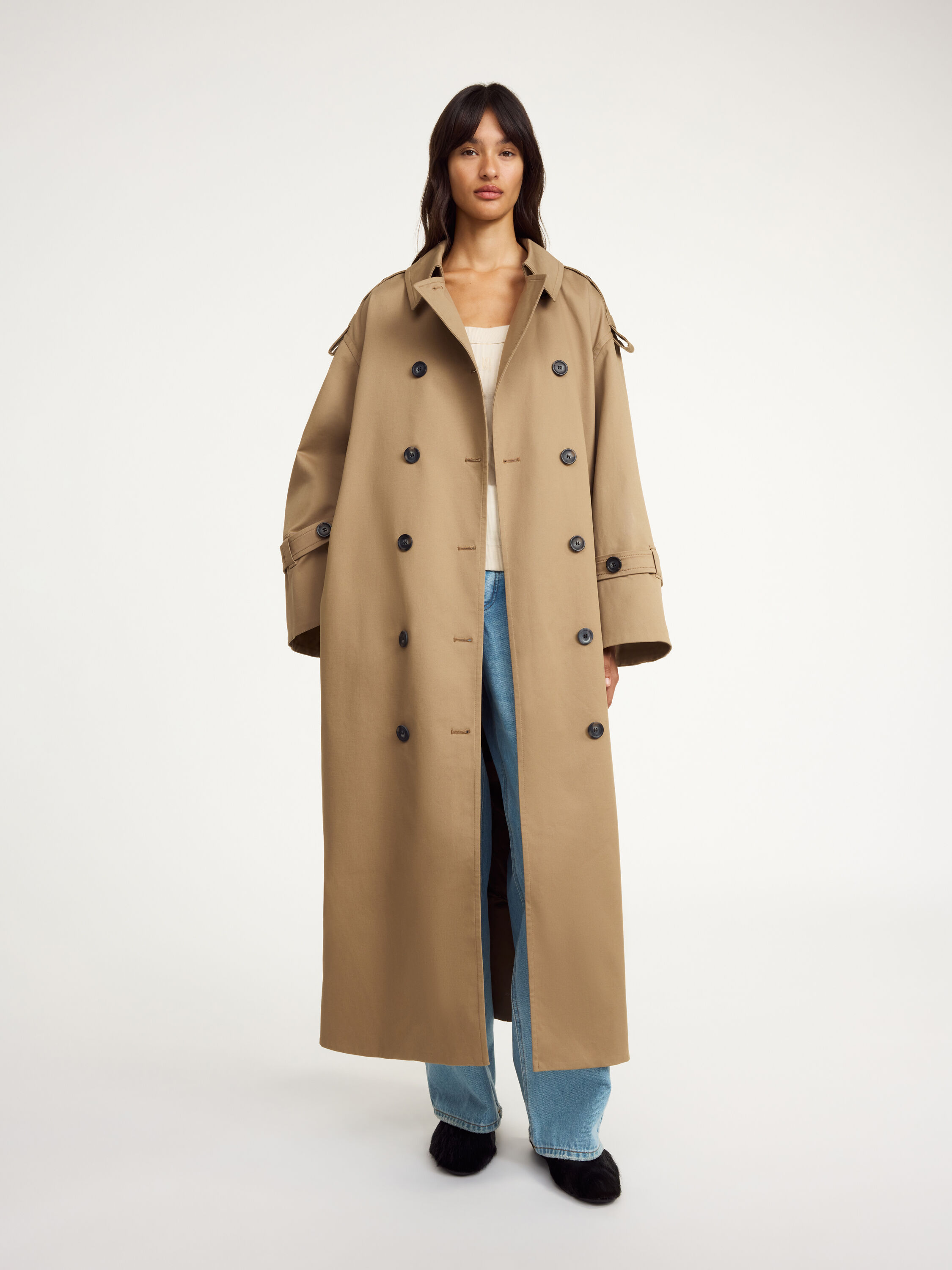 Alaya trench coat