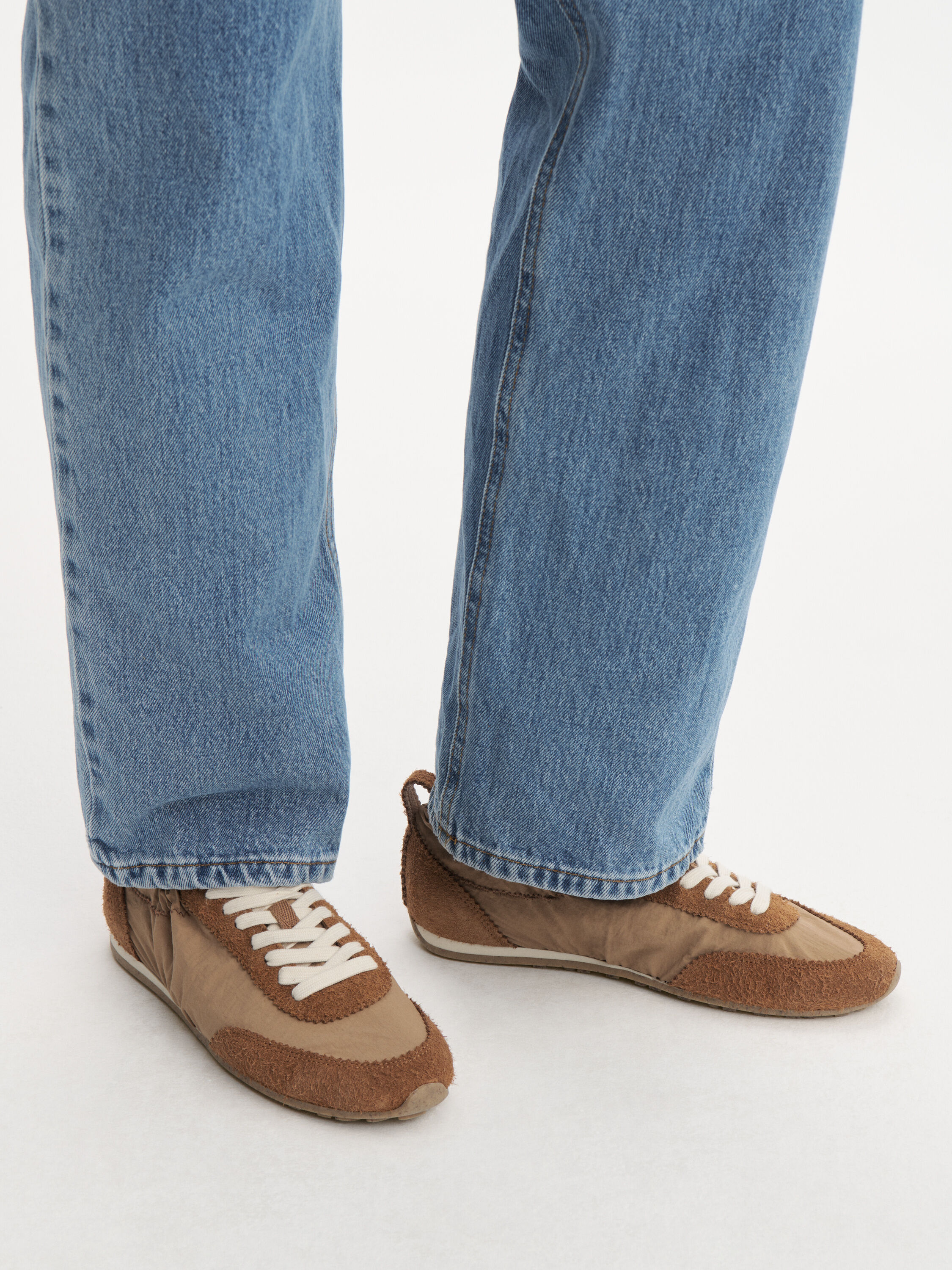 Noemi sneakers