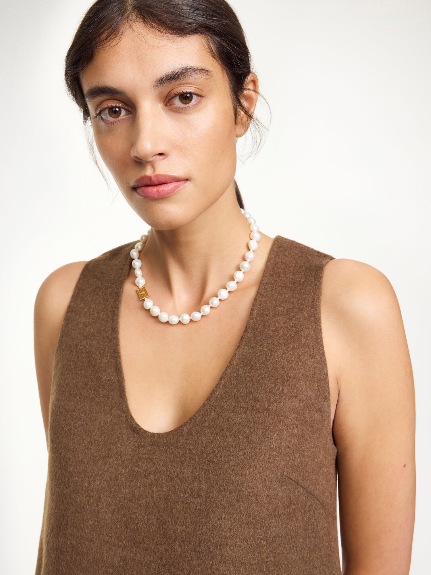 Herle pearl necklace