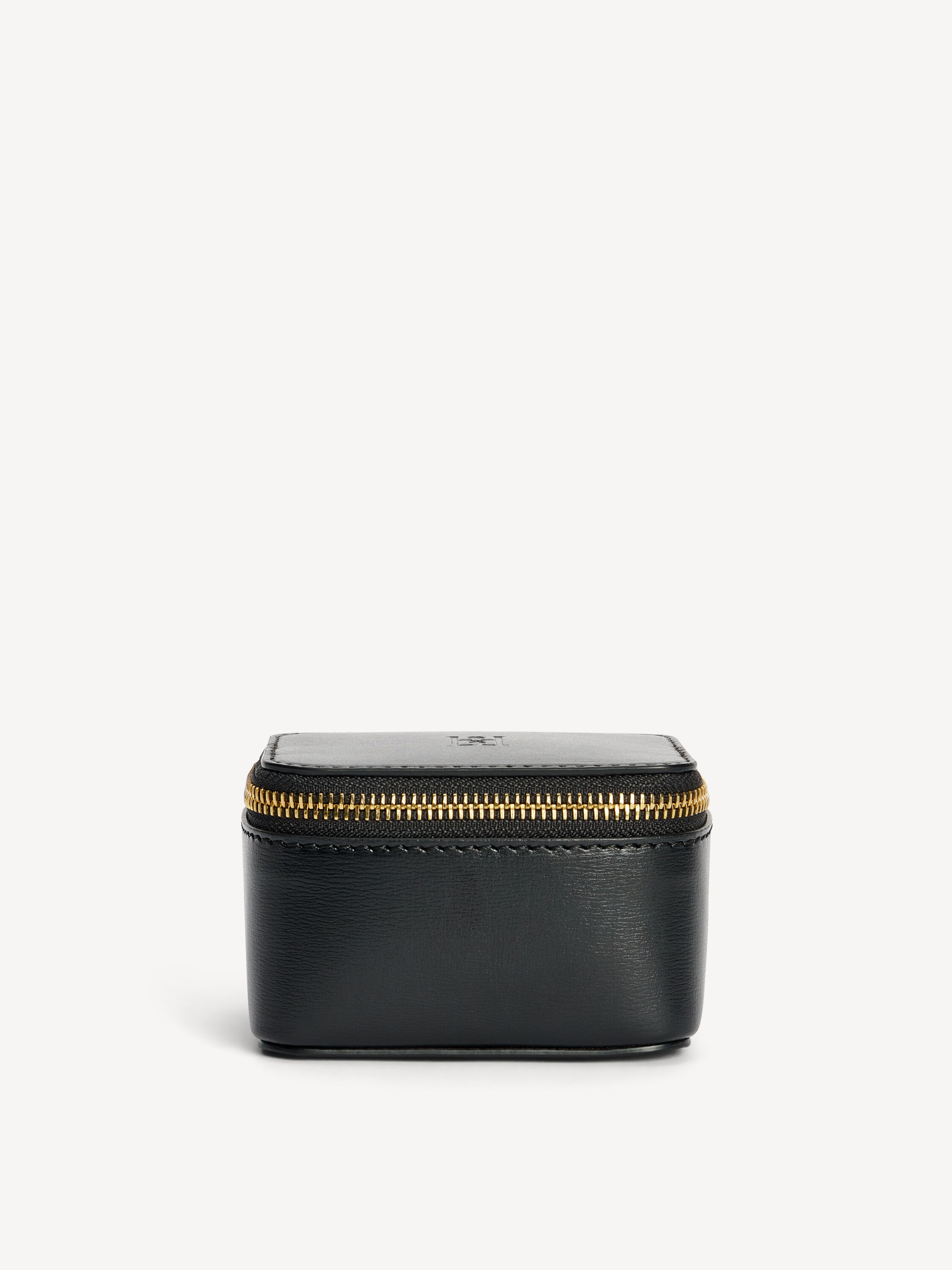 Beauty bags Explore all styles here By Malene Birger