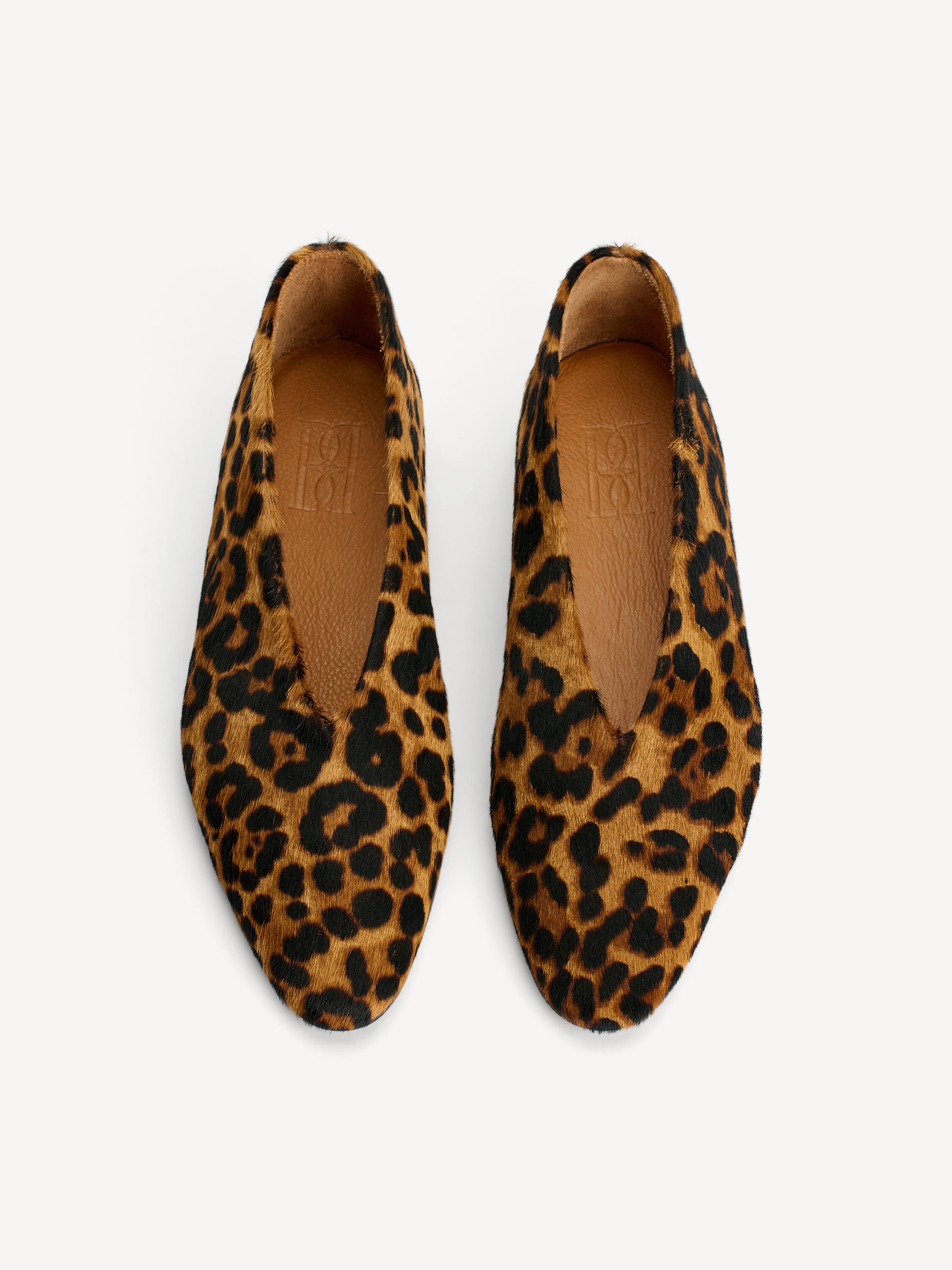 Merina Leo leather flats
