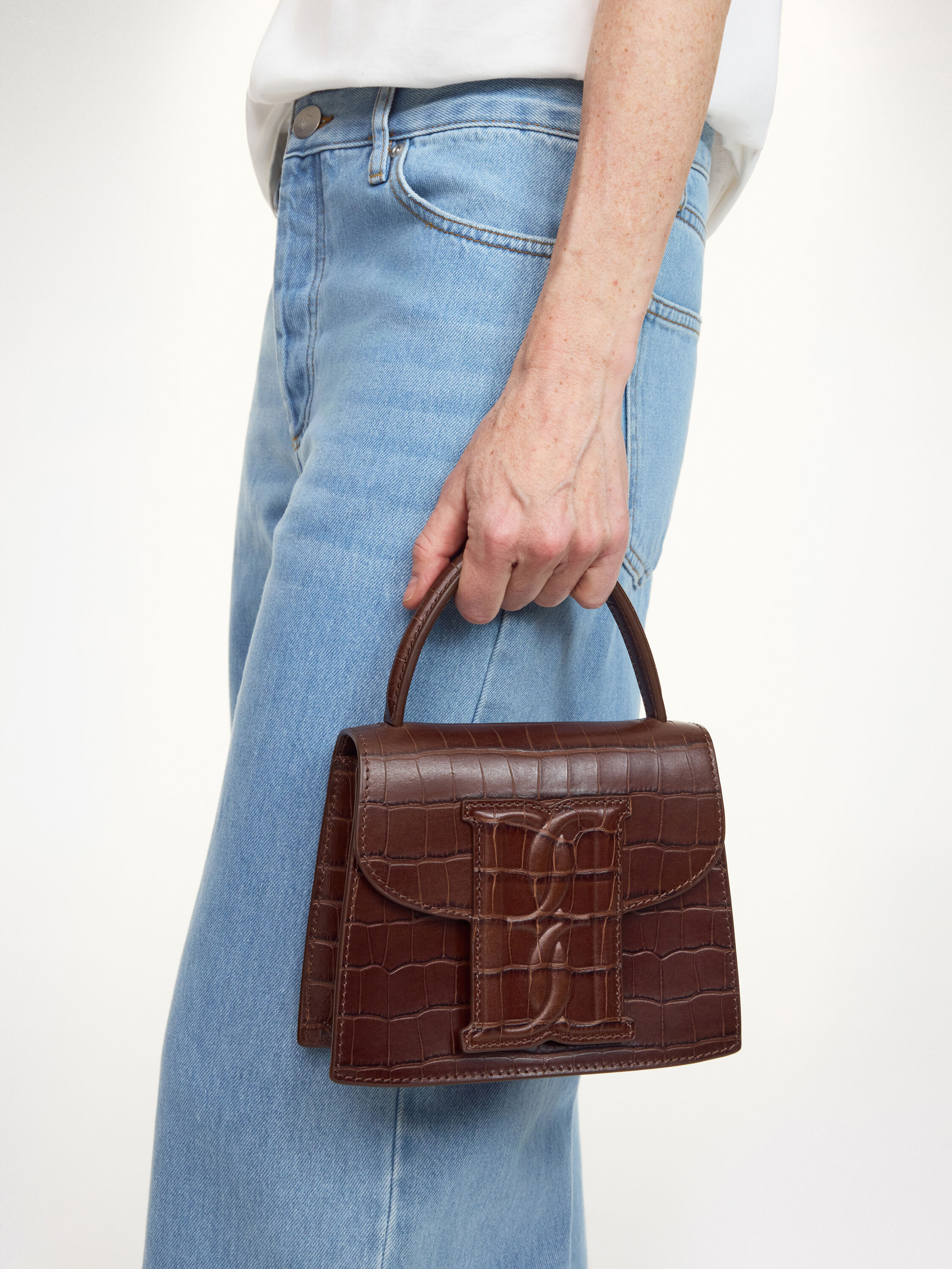 Ramil leather shoulder bag