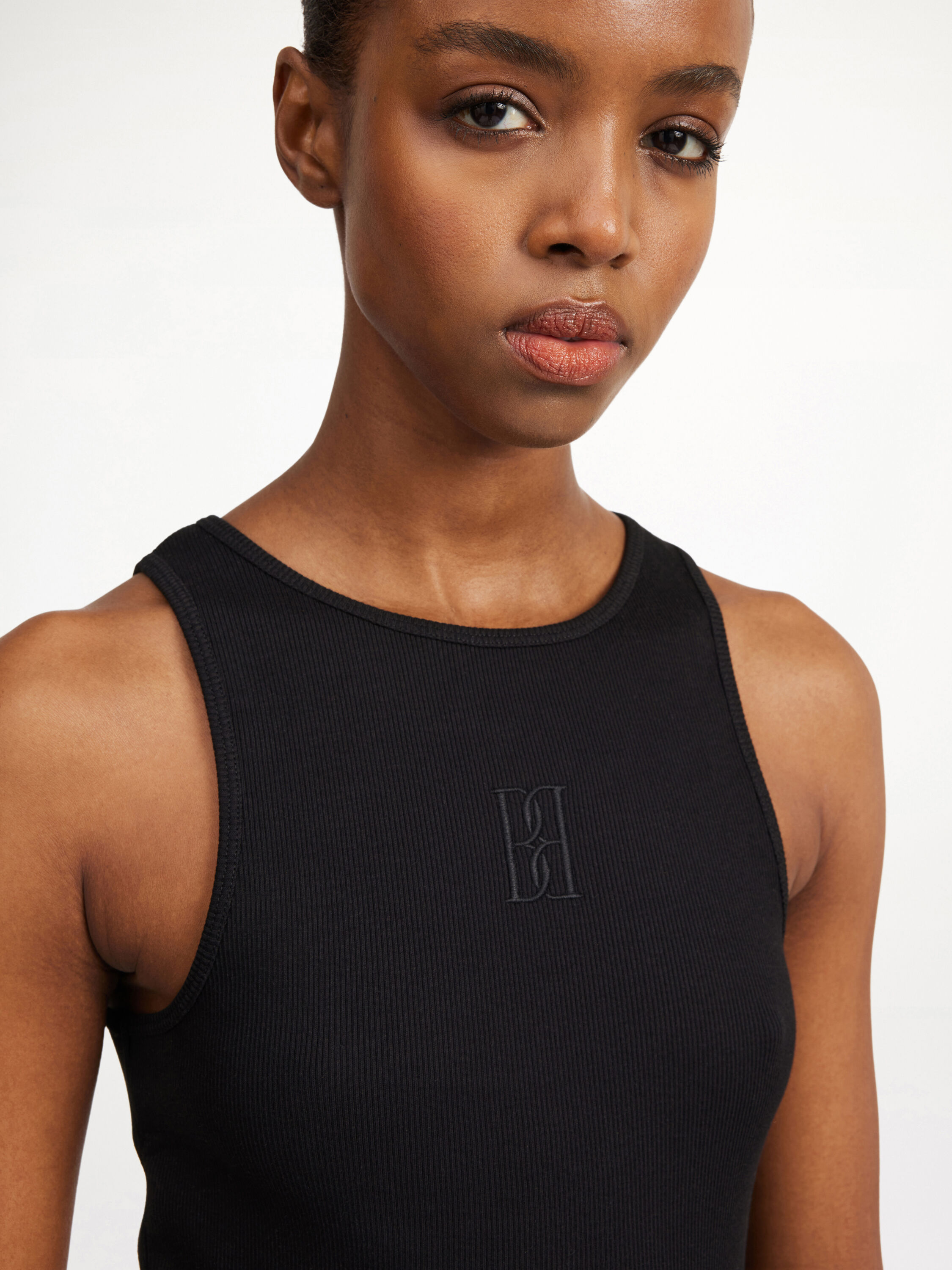 【新品未使用】BY MALENE BIRGER｜タンクトップ Amanias tank top - Buy Tops & blouses online | By Malene Birger