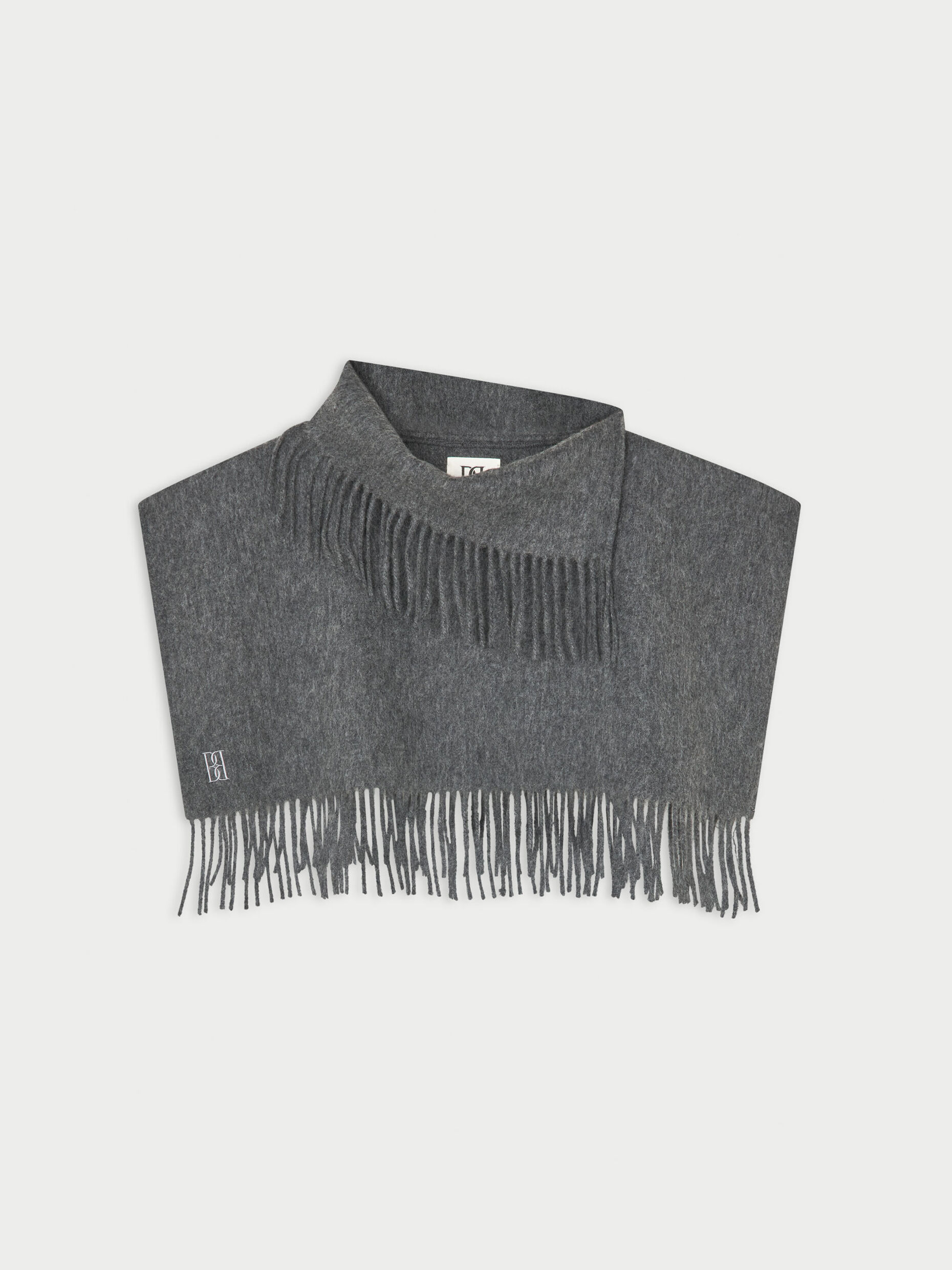 Turtla wool fringe bib