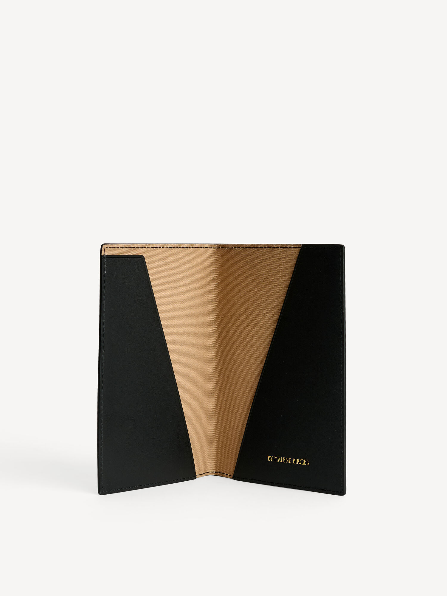 Ivy passport holder