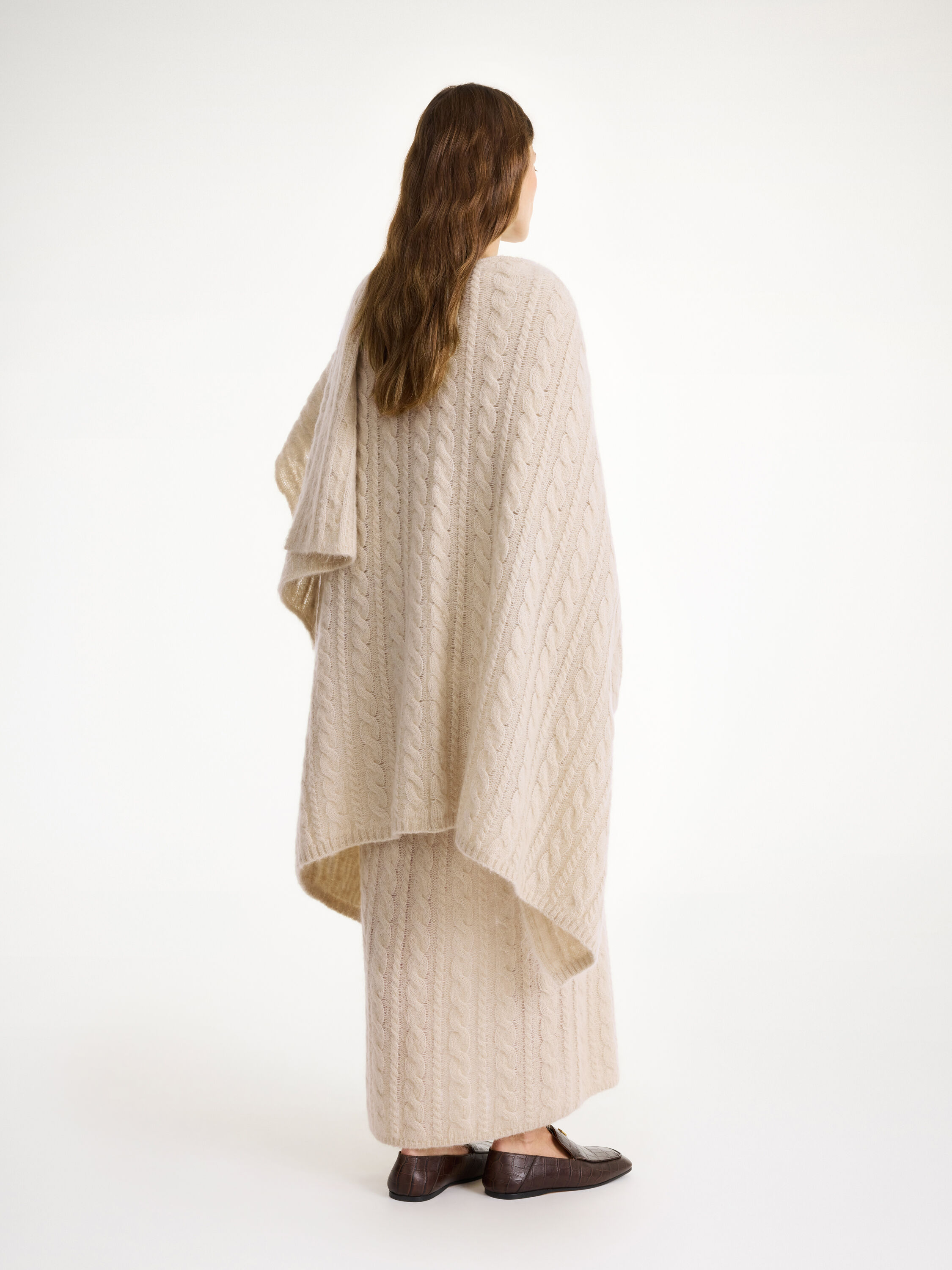 Kassillas wool-blend poncho