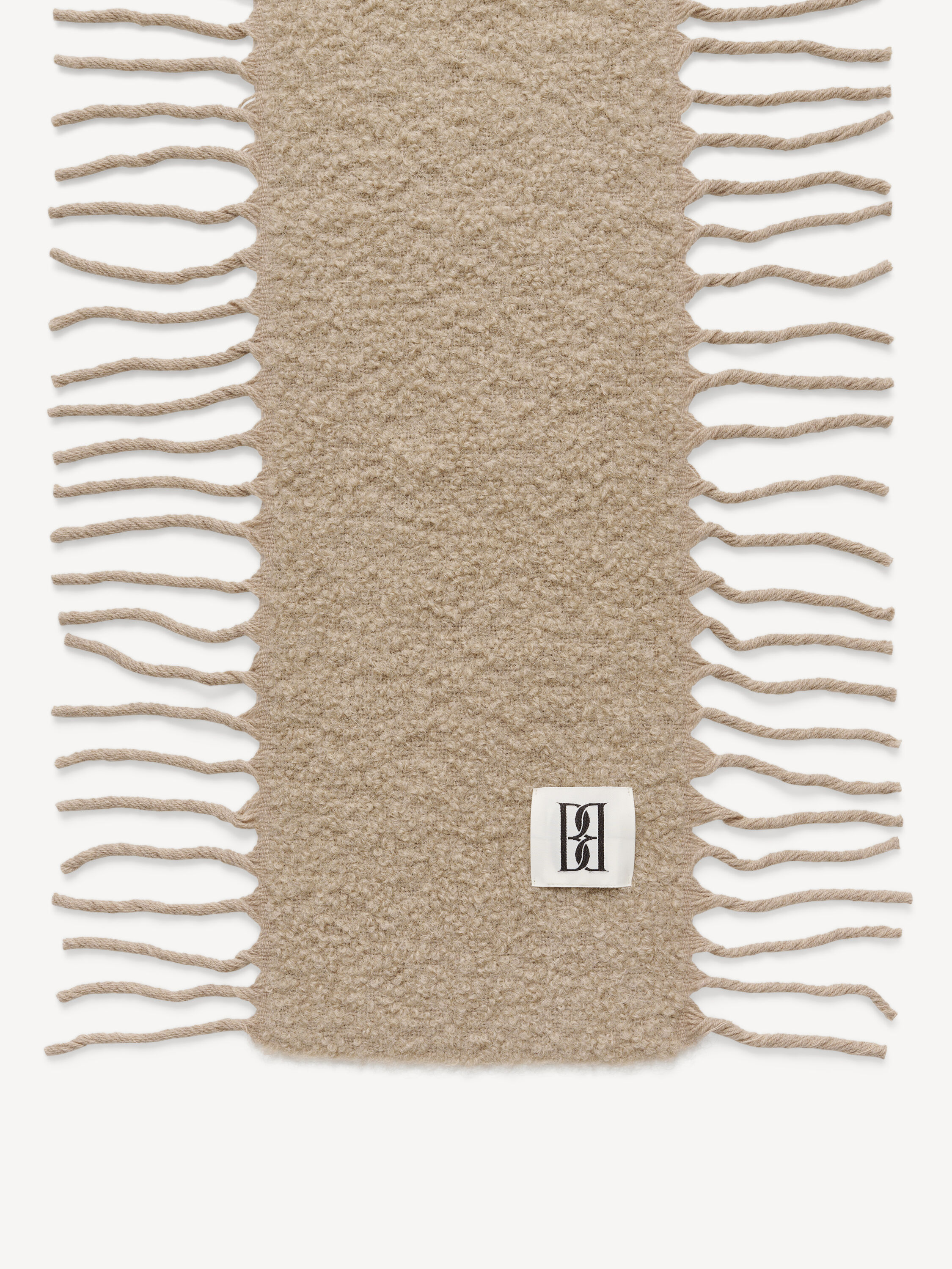 Fringly wool scarf