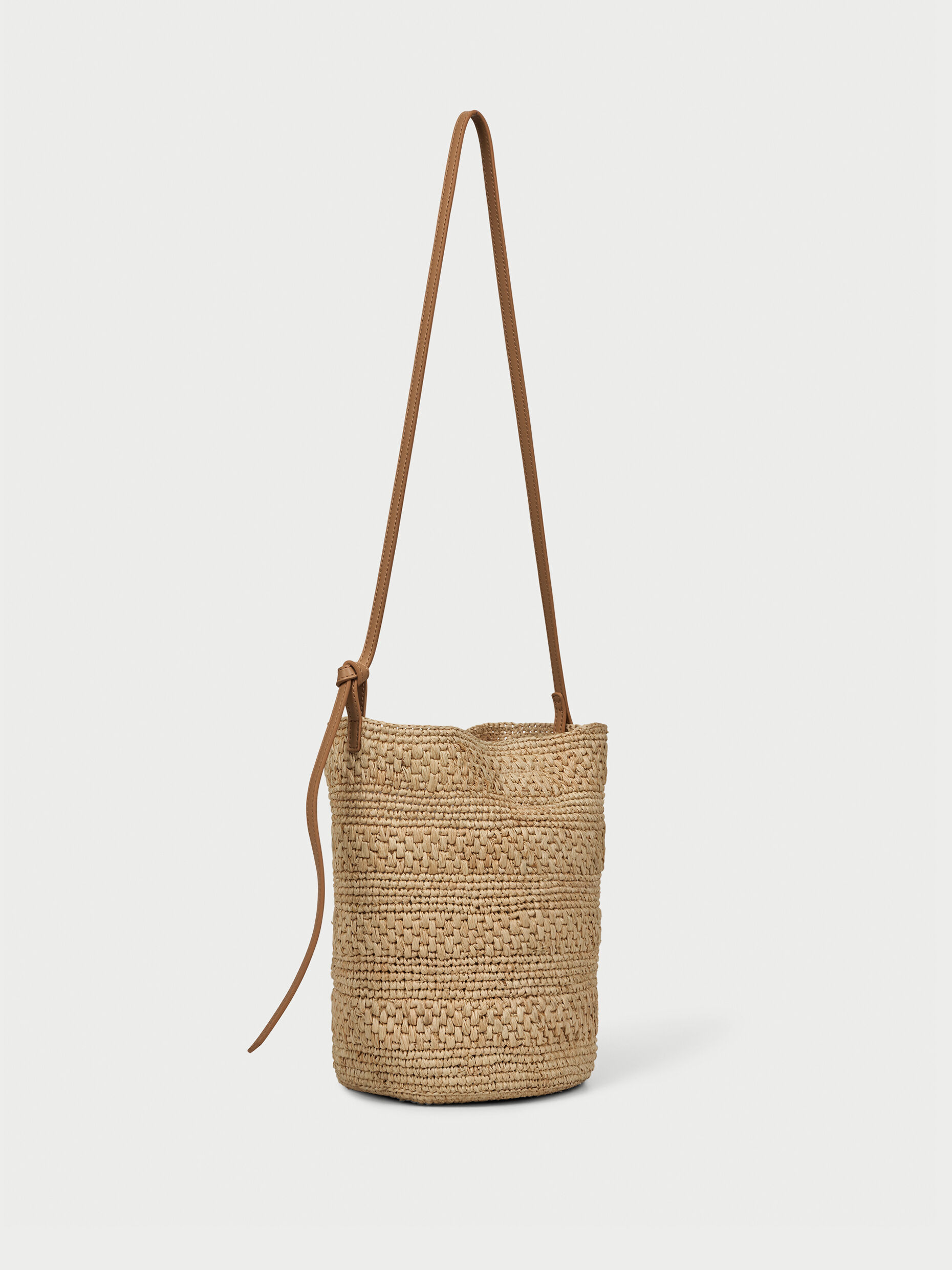 Mirabellee straw bucket bag
