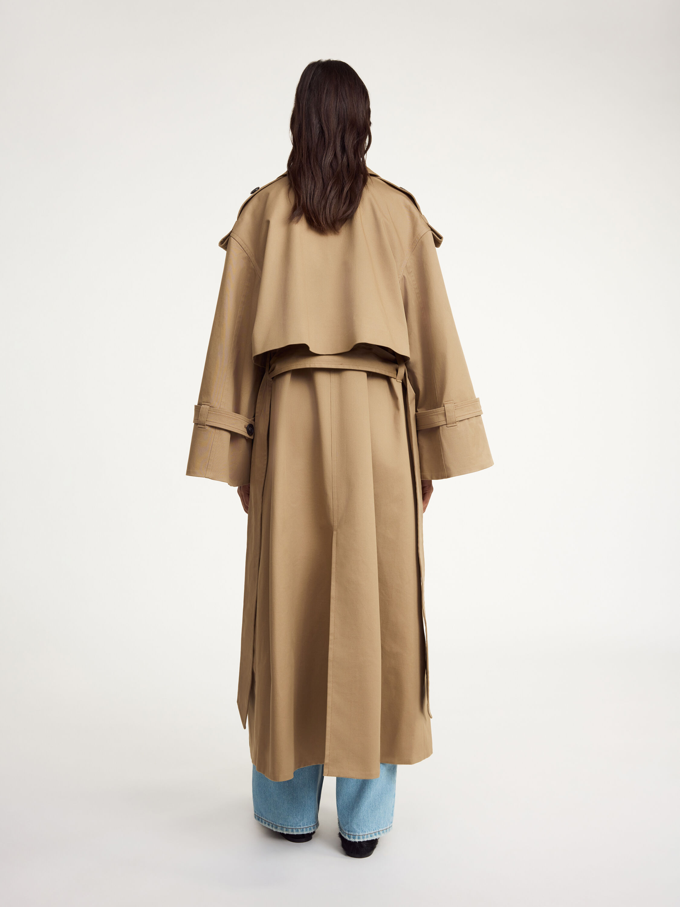Alaya trench coat