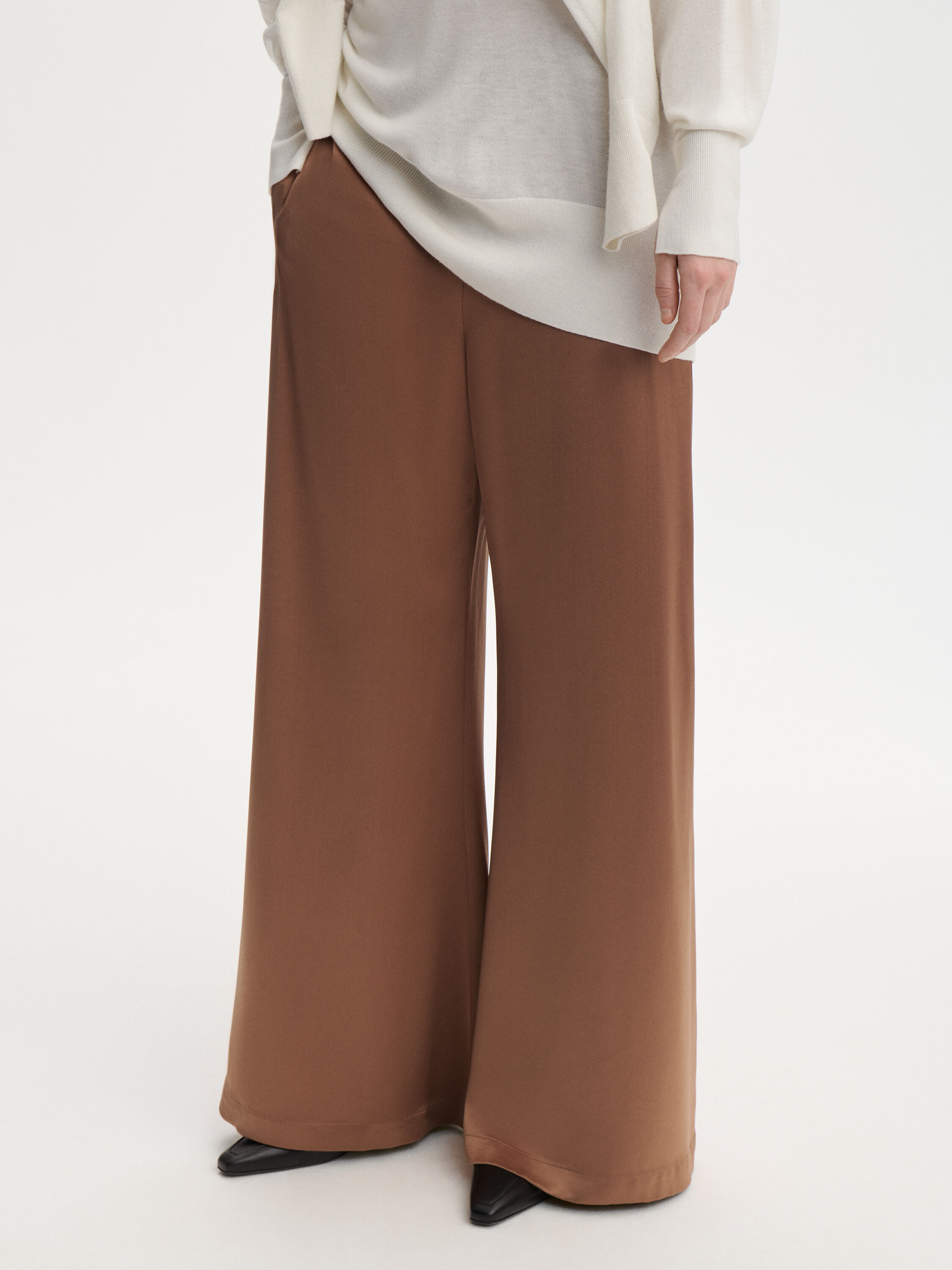Lucee flared trousers