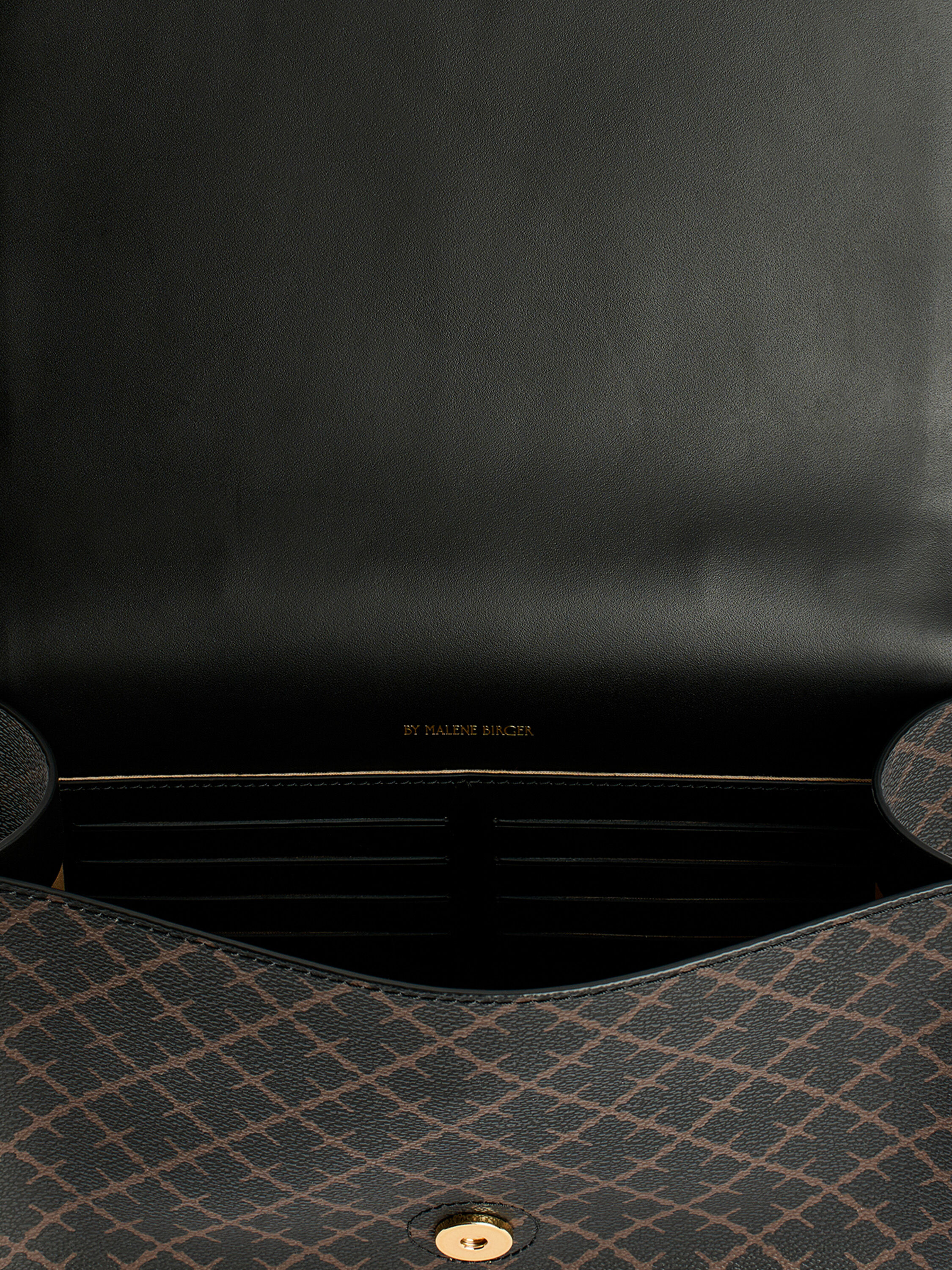 Loennas shoulder bag