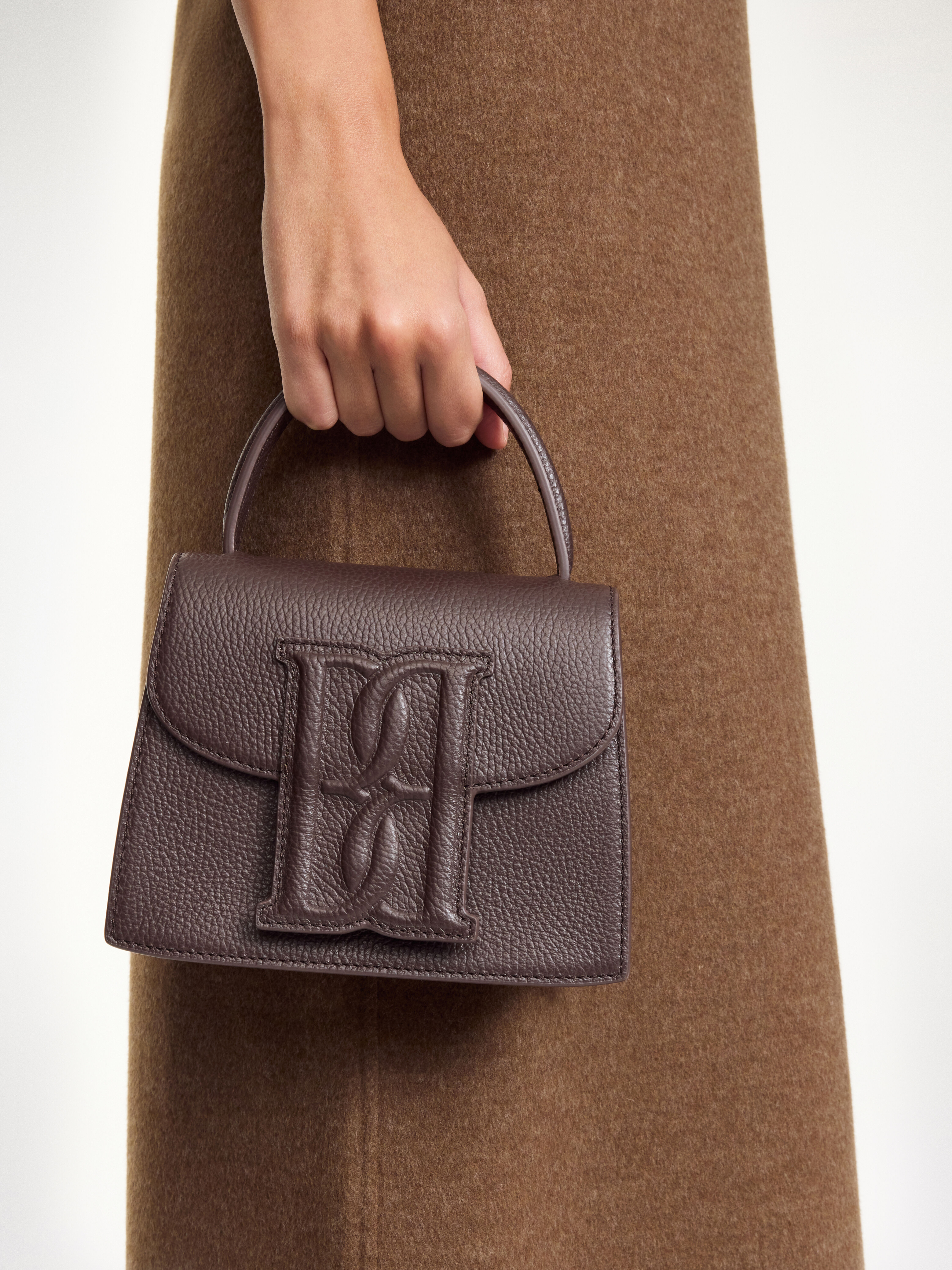 Ramil leather shoulder bag