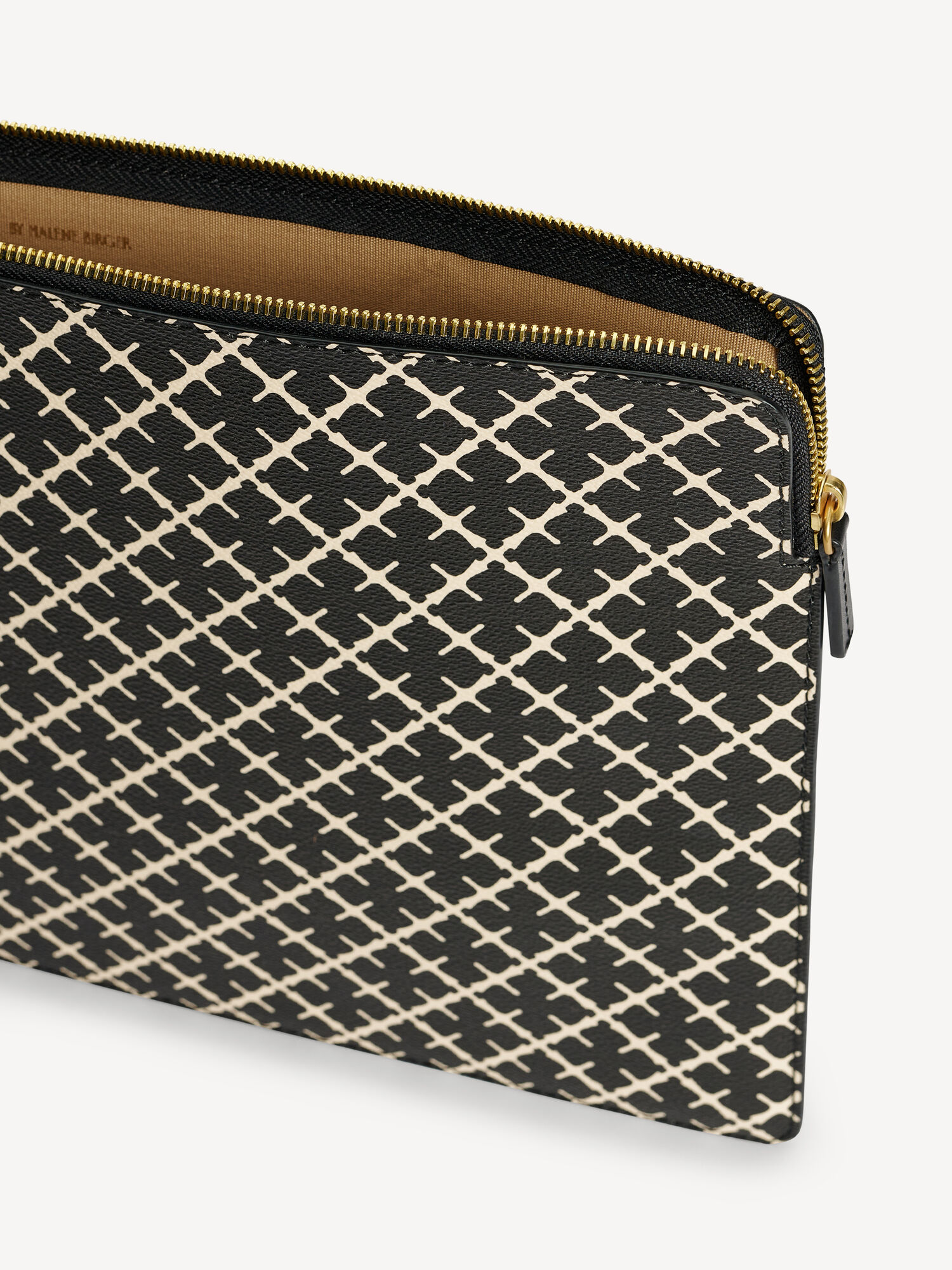 Ivy laptop case 16"