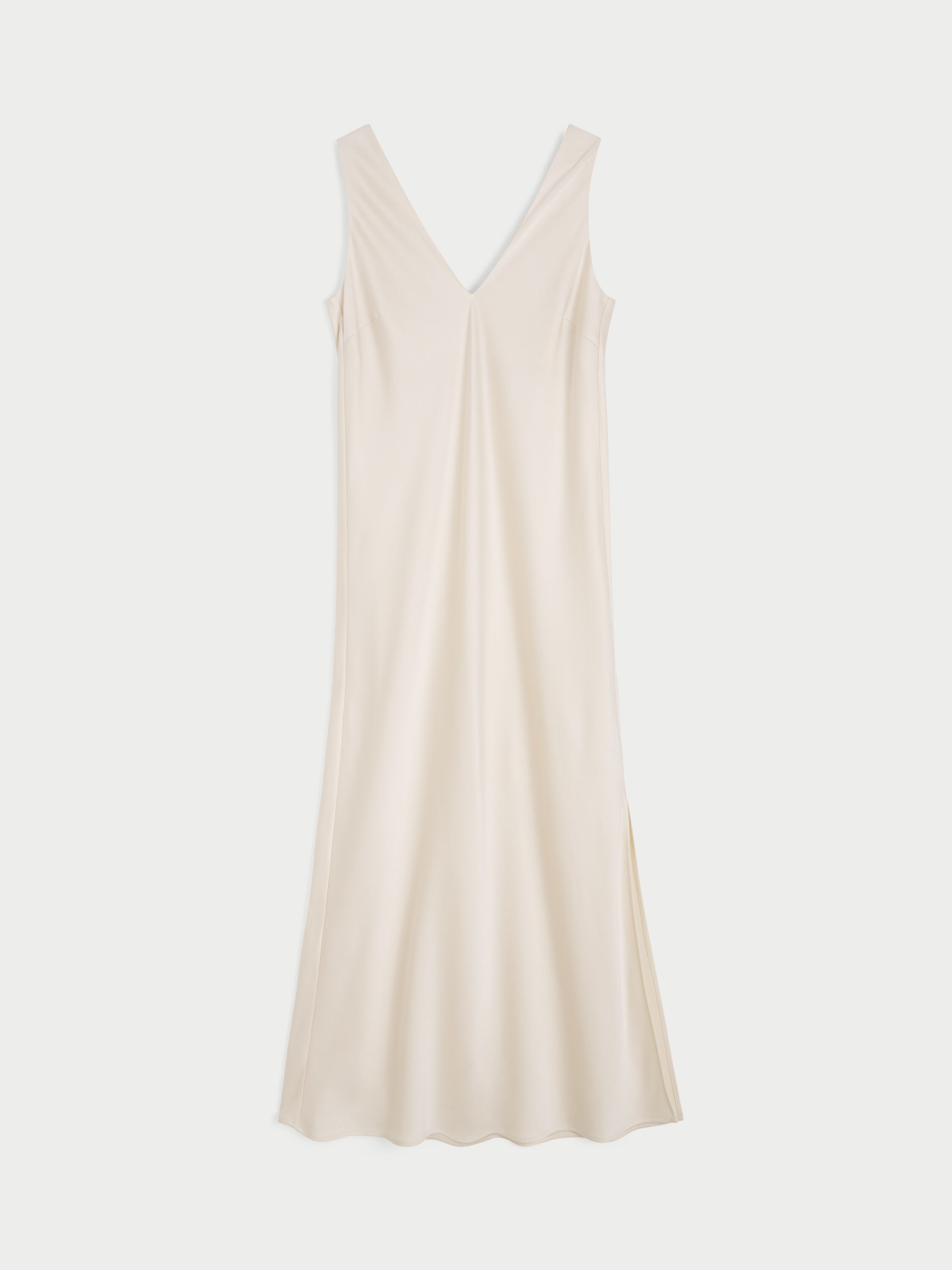 EXCLUSIVE: Levita maxi dress