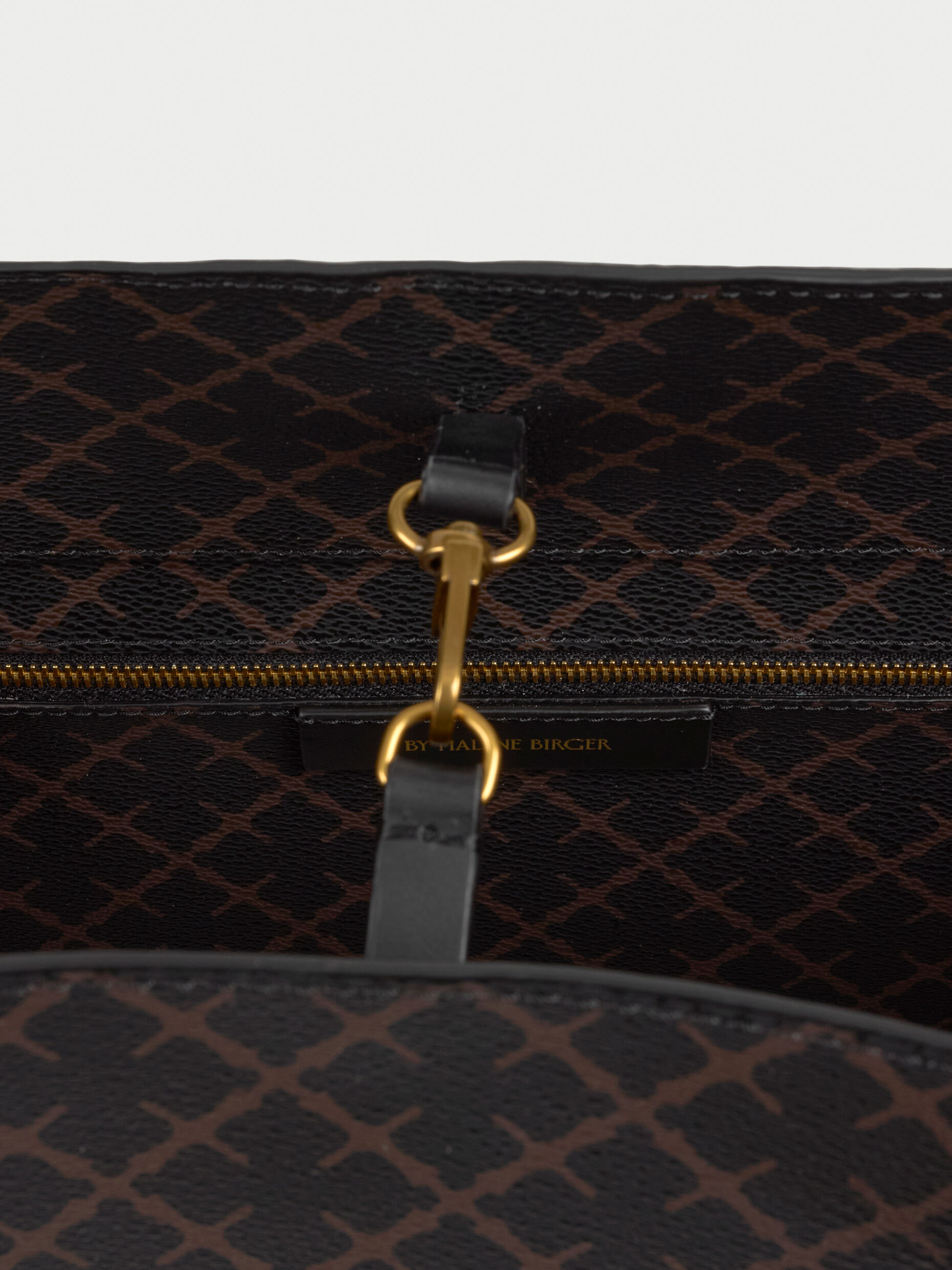 Abi printed tote bag