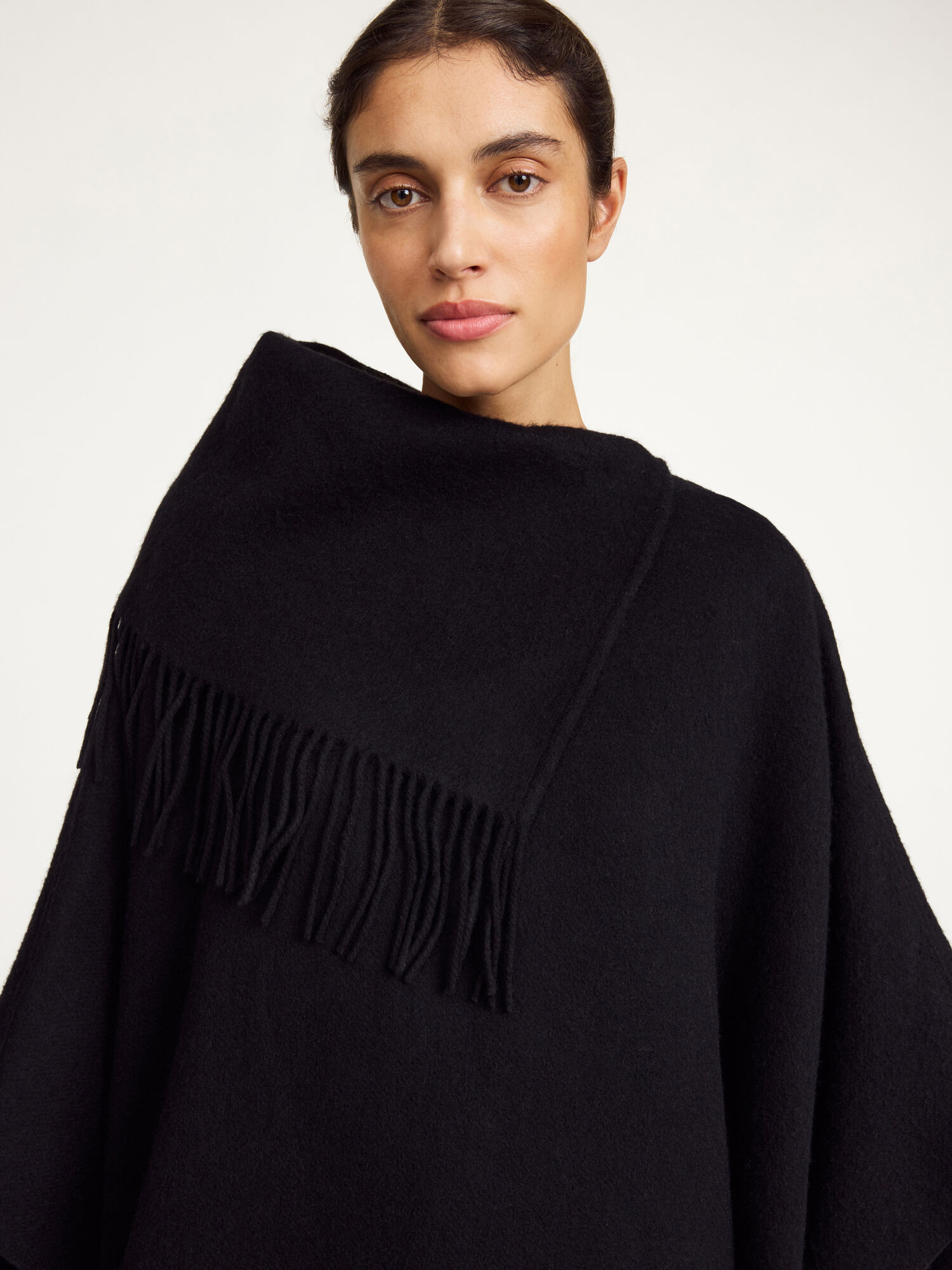 Turtlo wool poncho