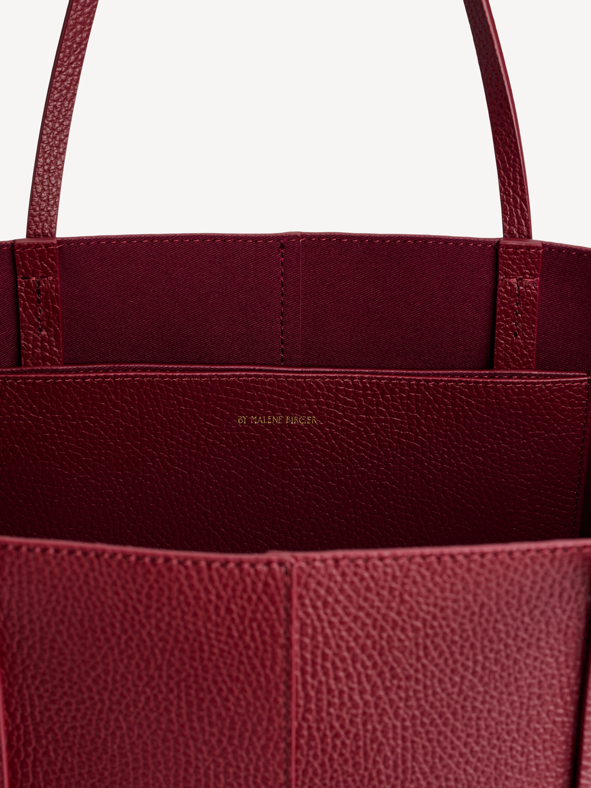 Abilla leather tote