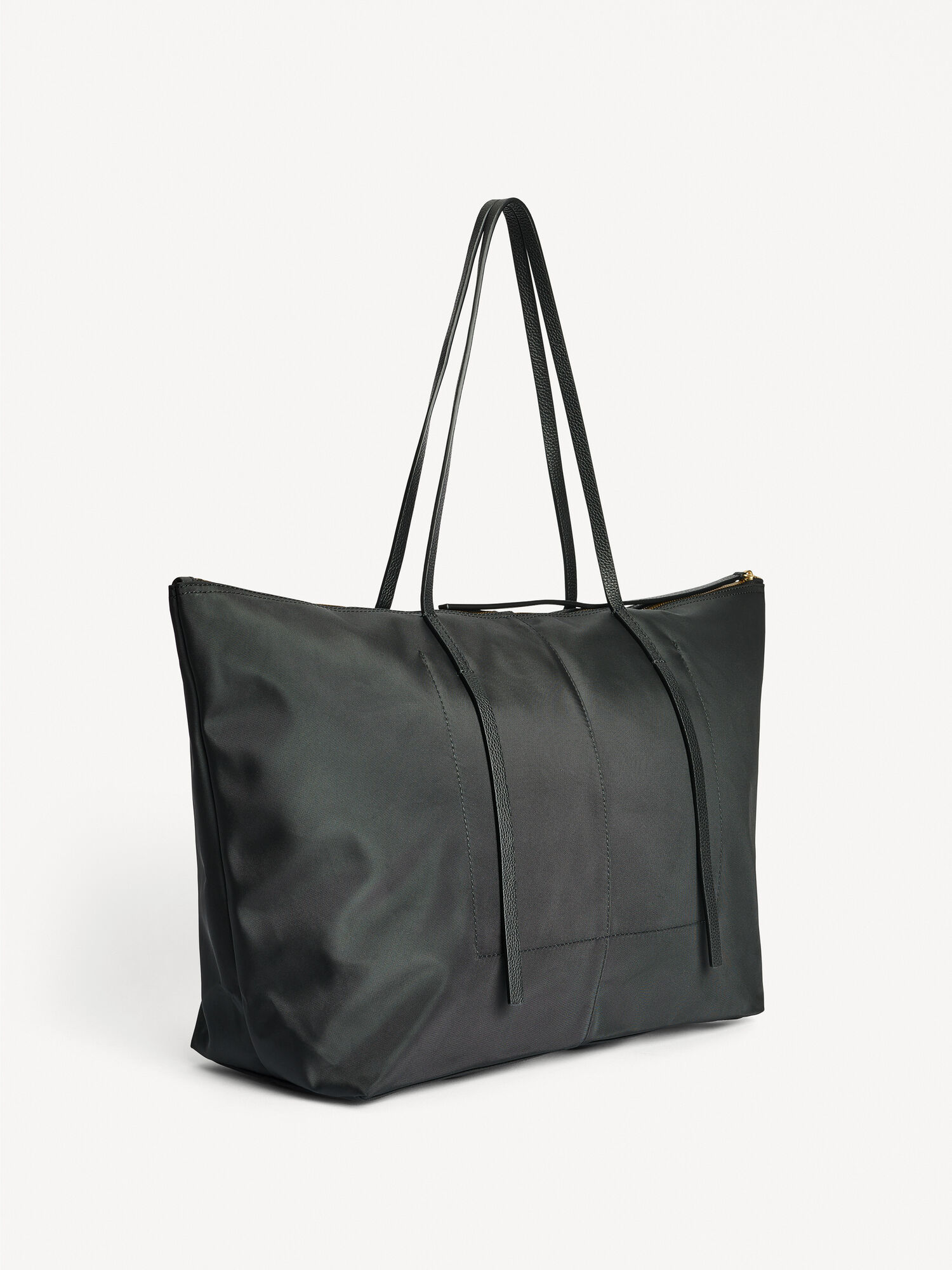 Nabelle tote bag