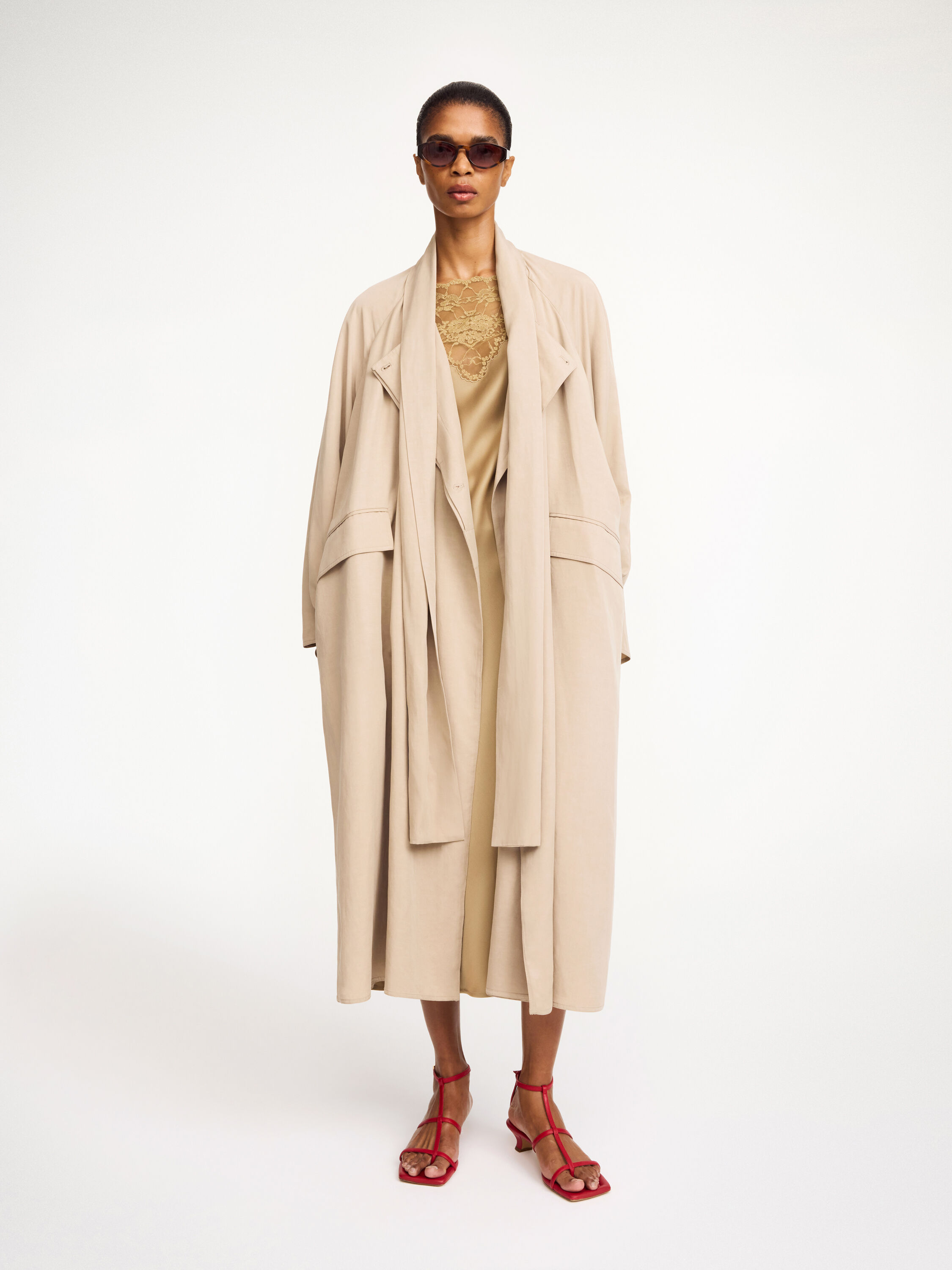Campagna trench coat