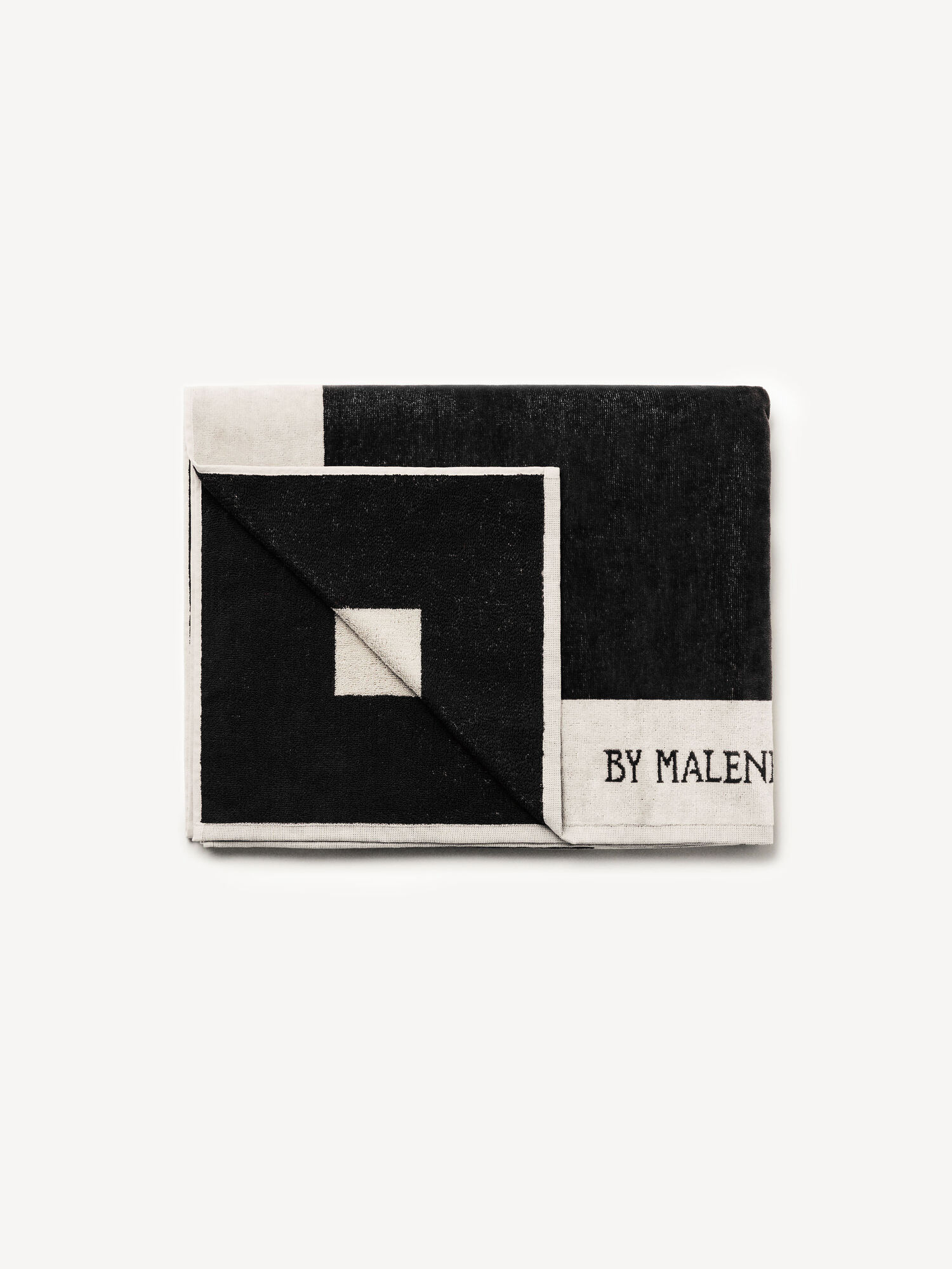 Lemora towel