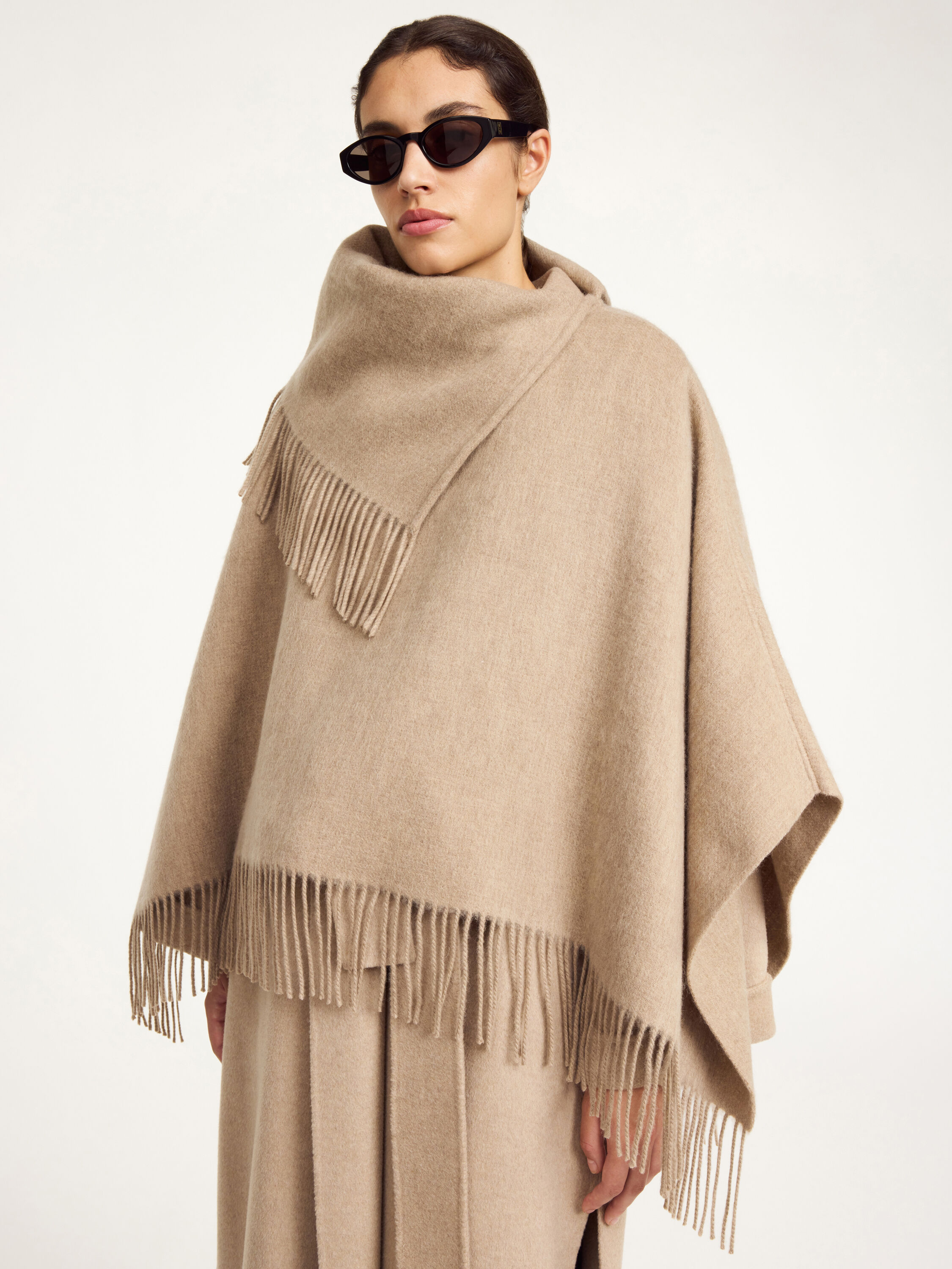 Turtma wool poncho