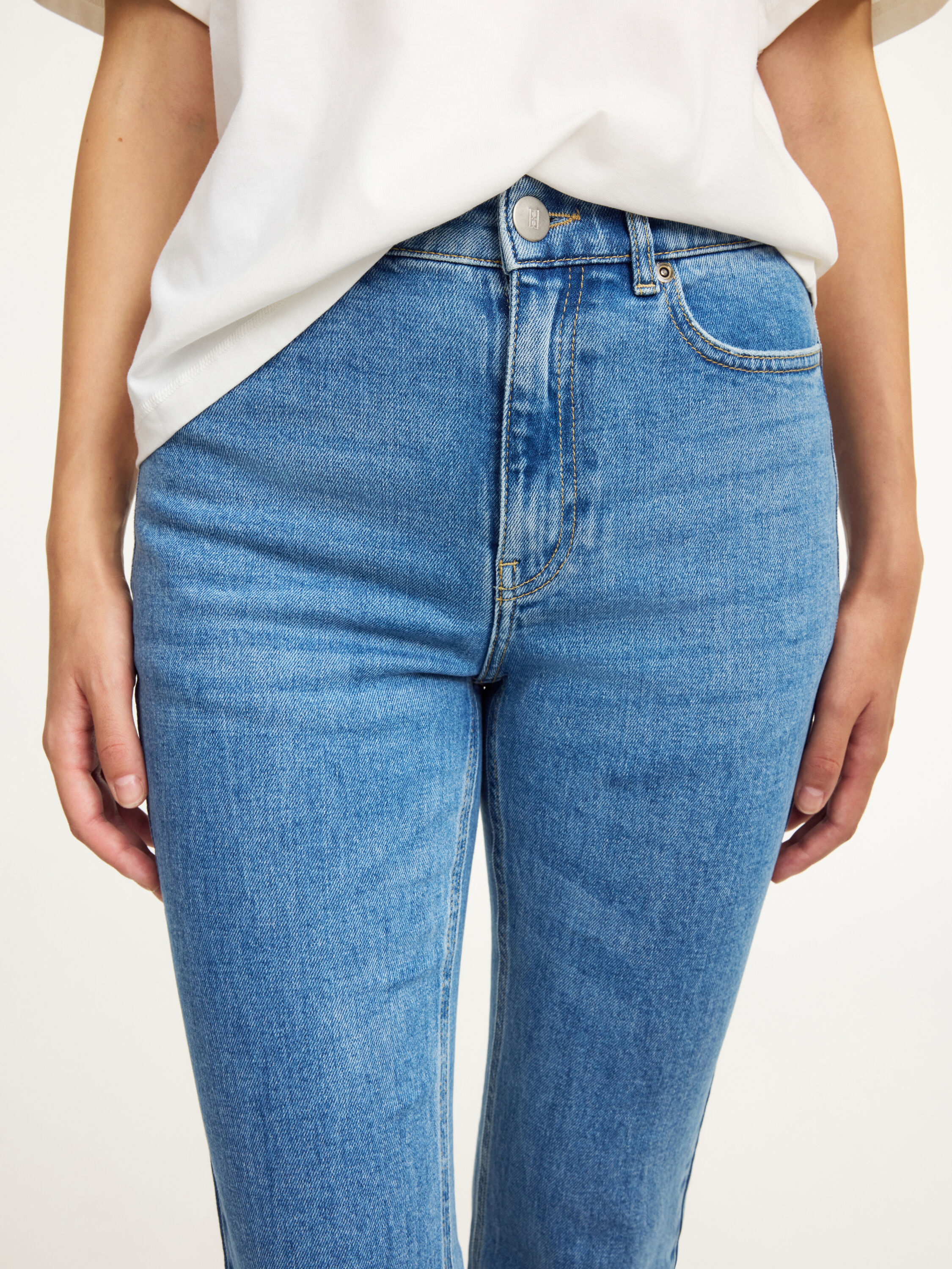 【関税込み】By Malene Birger ブルー Stellen ジーンズ Stellen jeans - Buy Denim online | By Malene Birger