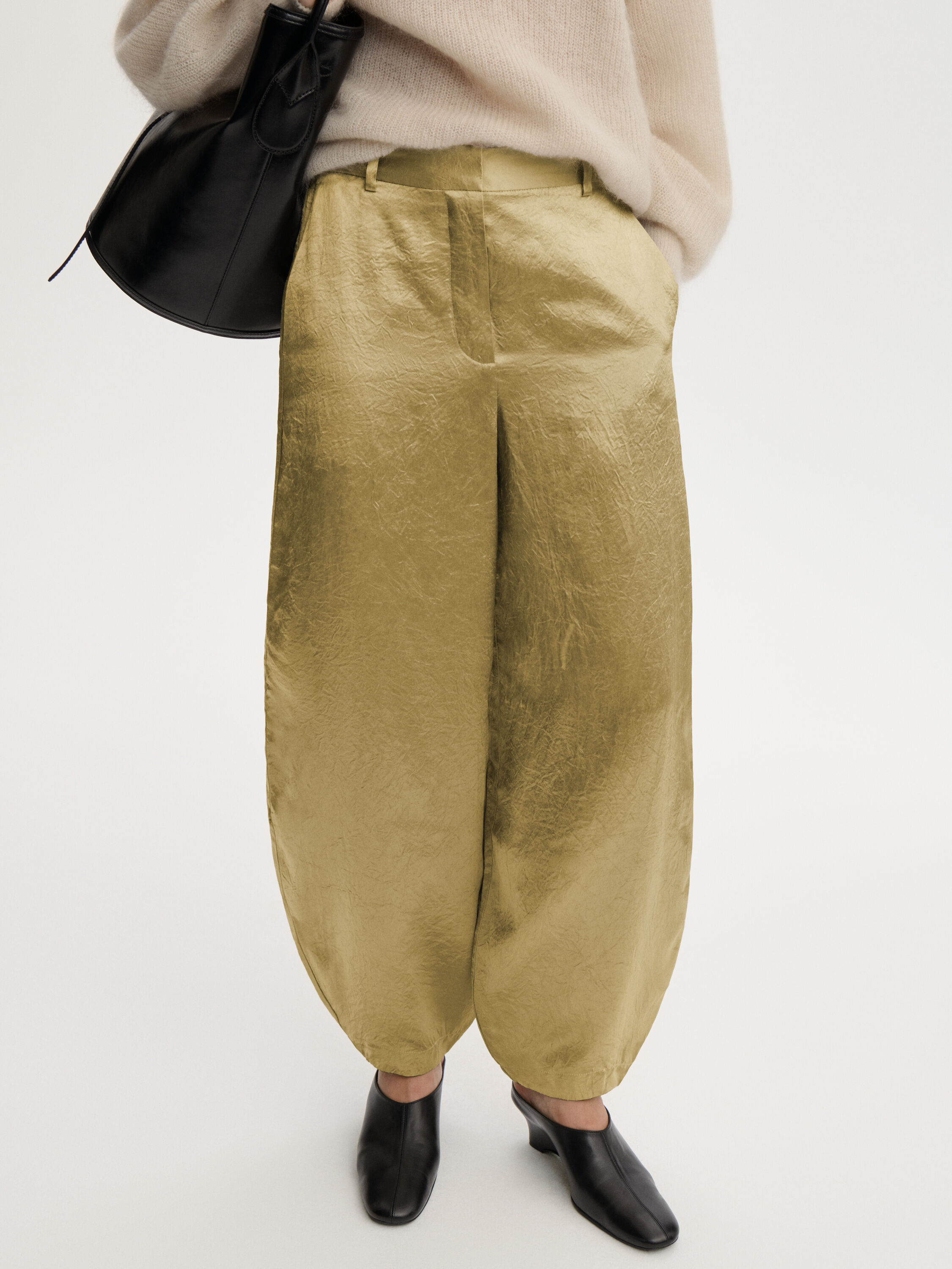 Cassie barrel-leg trousers