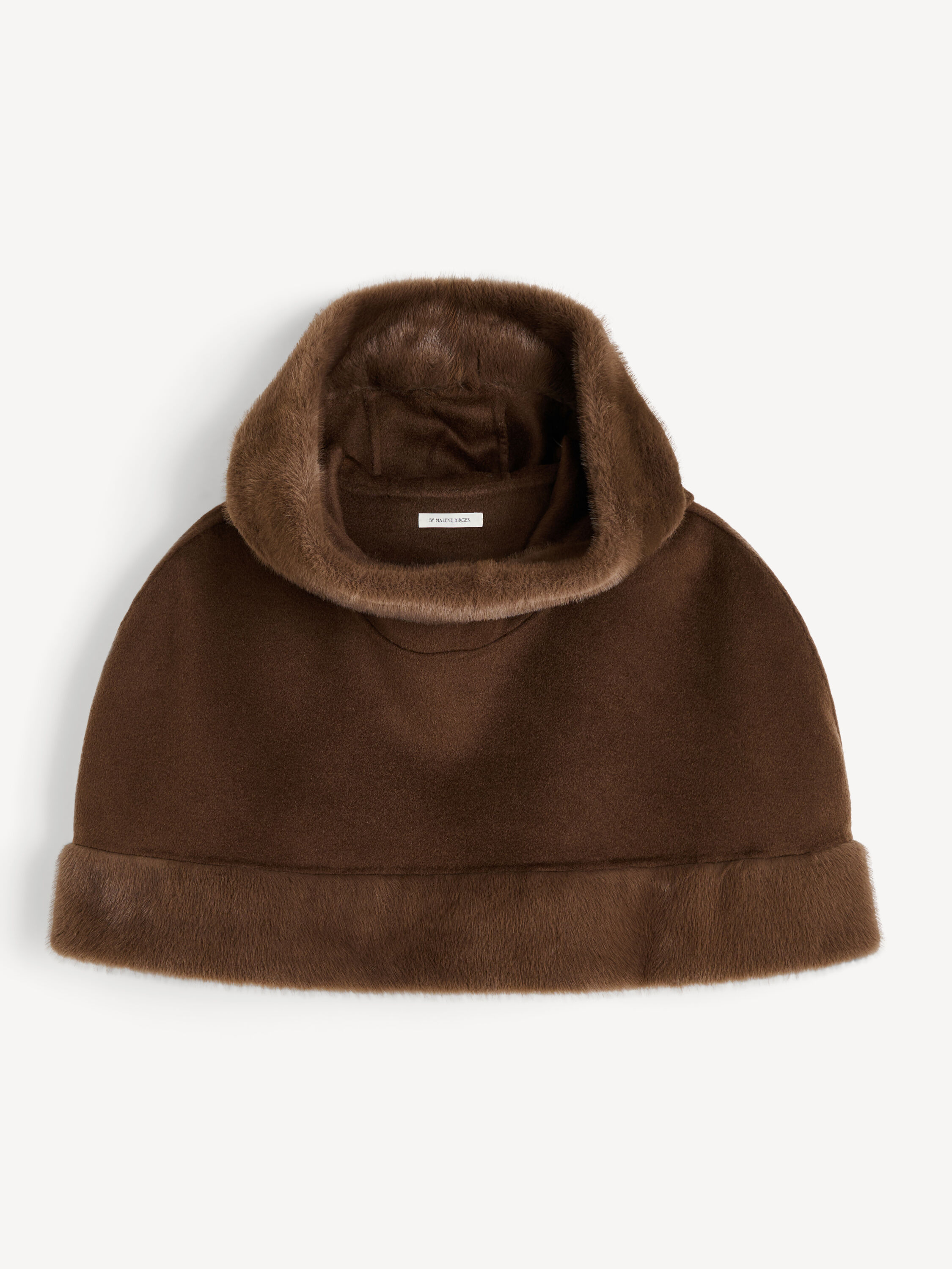 Cape en laine Marta