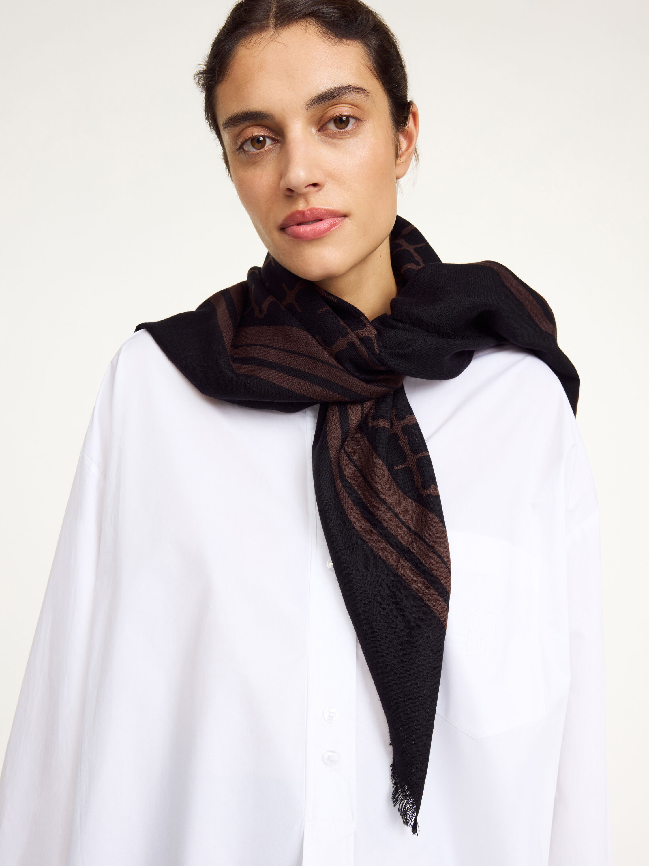Cornelis wool scarf